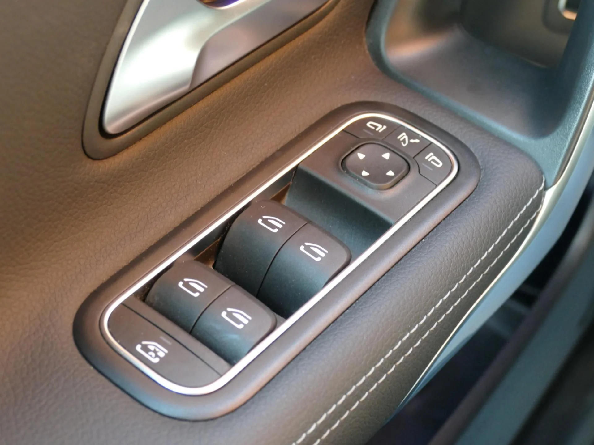 MERCEDES CLASSE A - Miniature 17 sur 32 - Cliquer pour voir cette photo