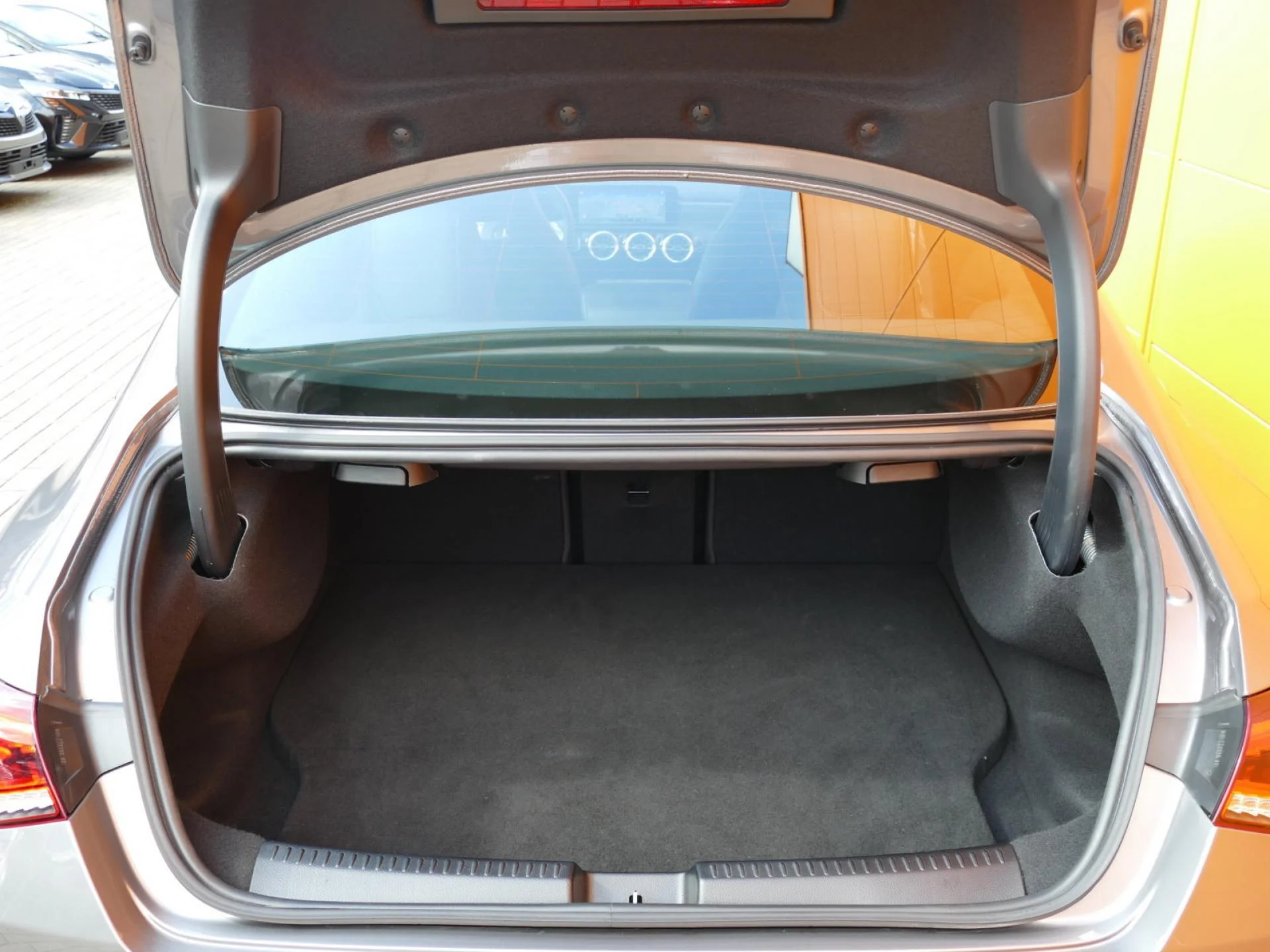 MERCEDES CLASSE A - Miniature 24 sur 32 - Cliquer pour voir cette photo