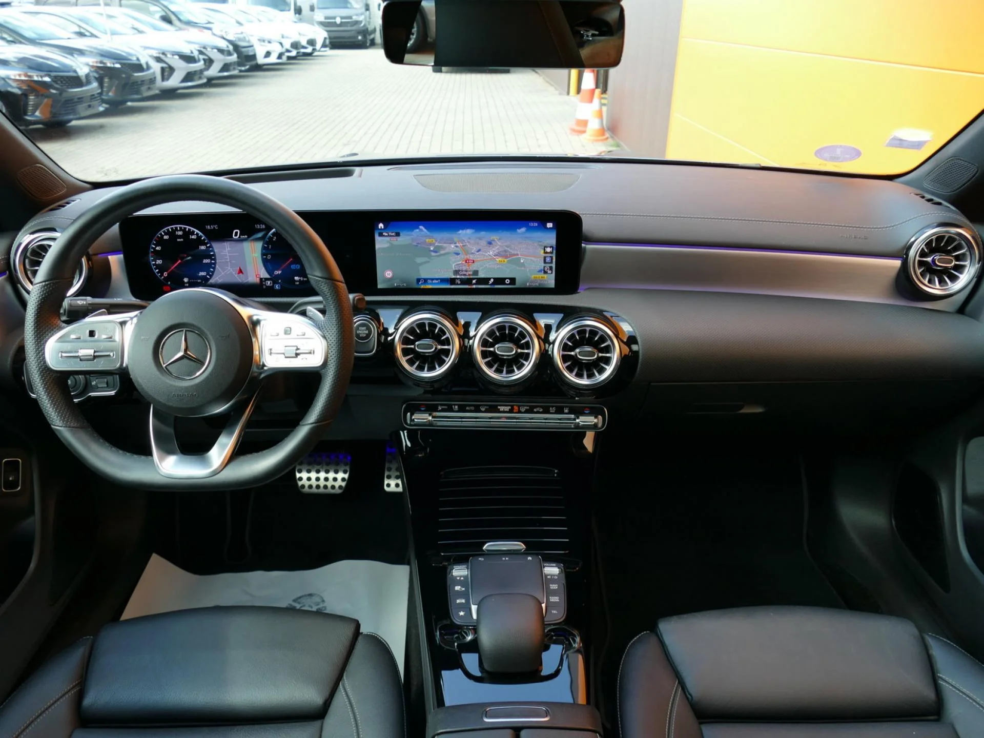 MERCEDES CLASSE A - Miniature 21 sur 32 - Cliquer pour voir cette photo
