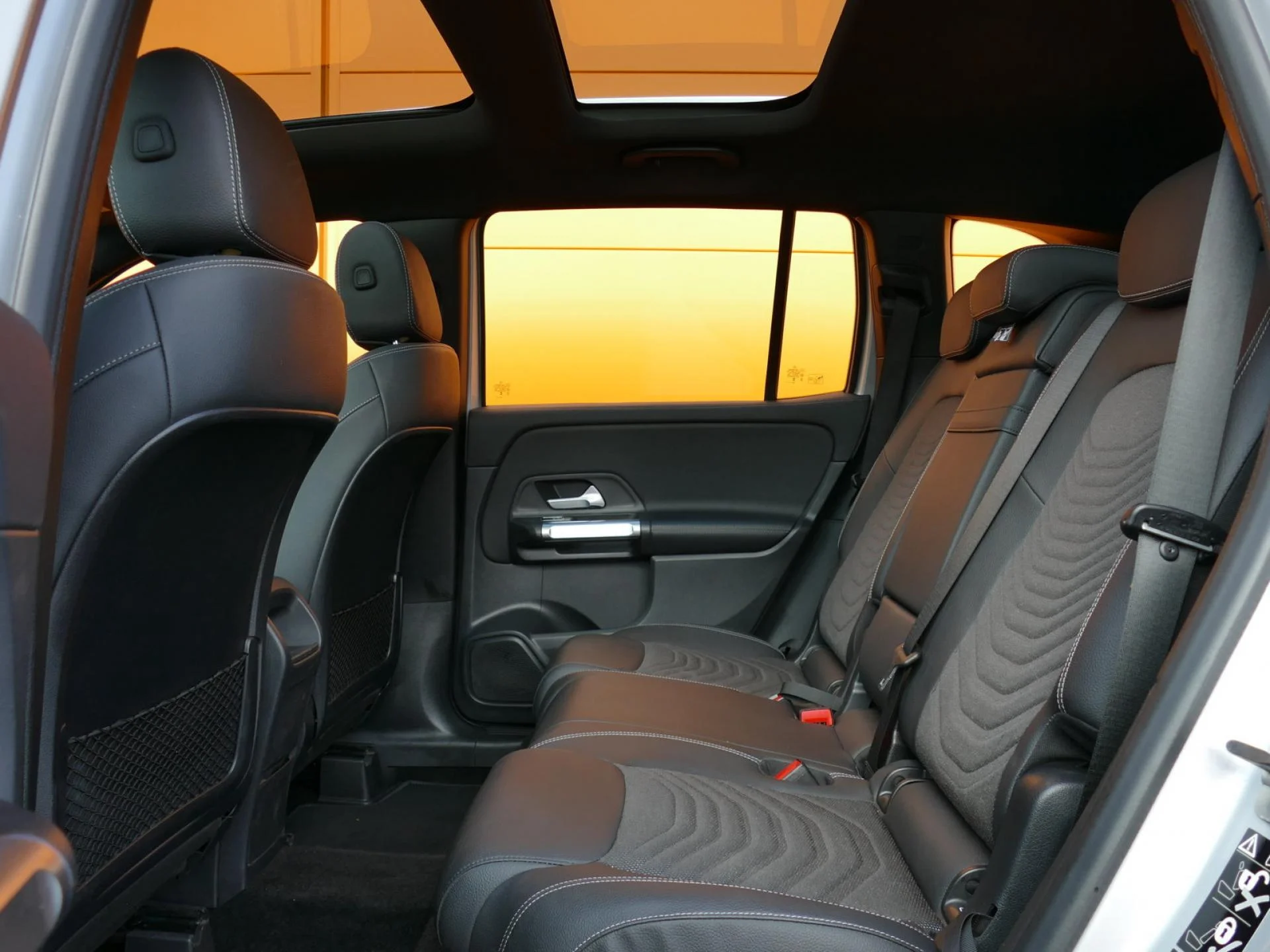 MERCEDES GLB - Miniature 7 sur 36 - Cliquer pour voir cette photo