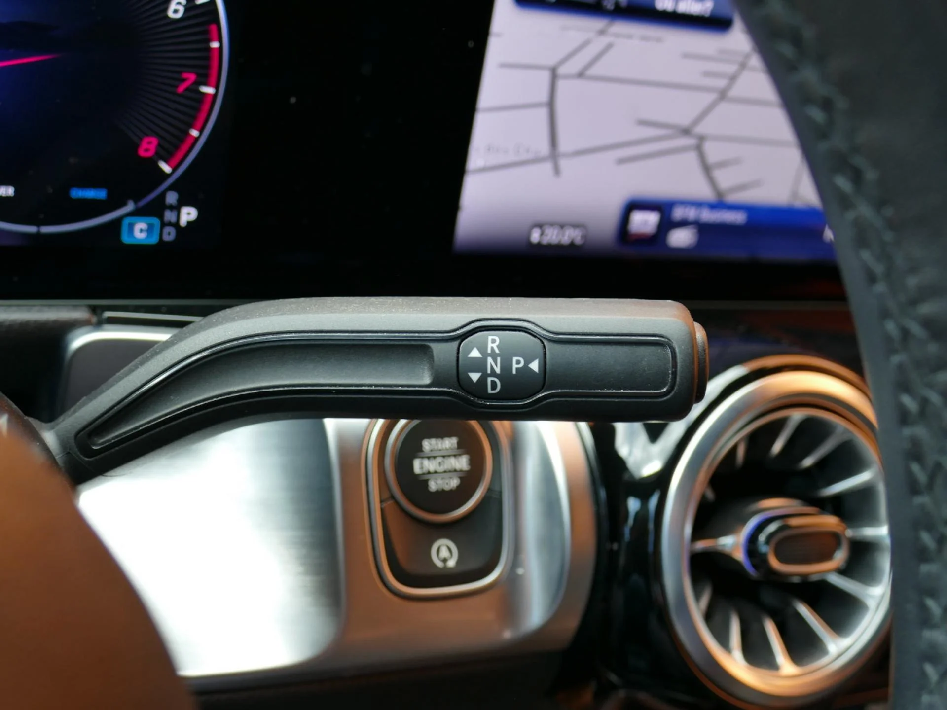 MERCEDES GLB - Miniature 29 sur 36 - Cliquer pour voir cette photo