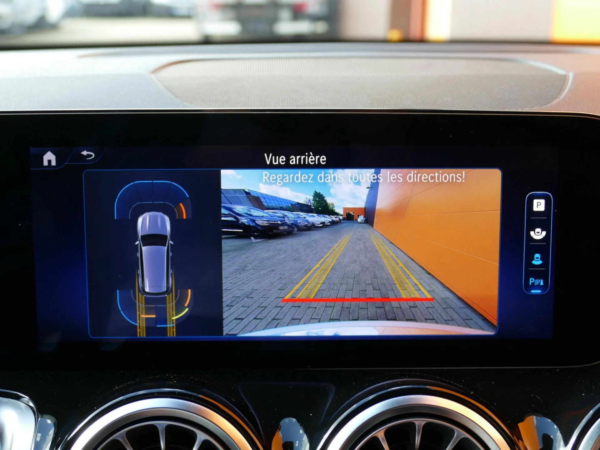 MERCEDES GLB - Miniature 11 sur 36 - Cliquer pour voir cette photo