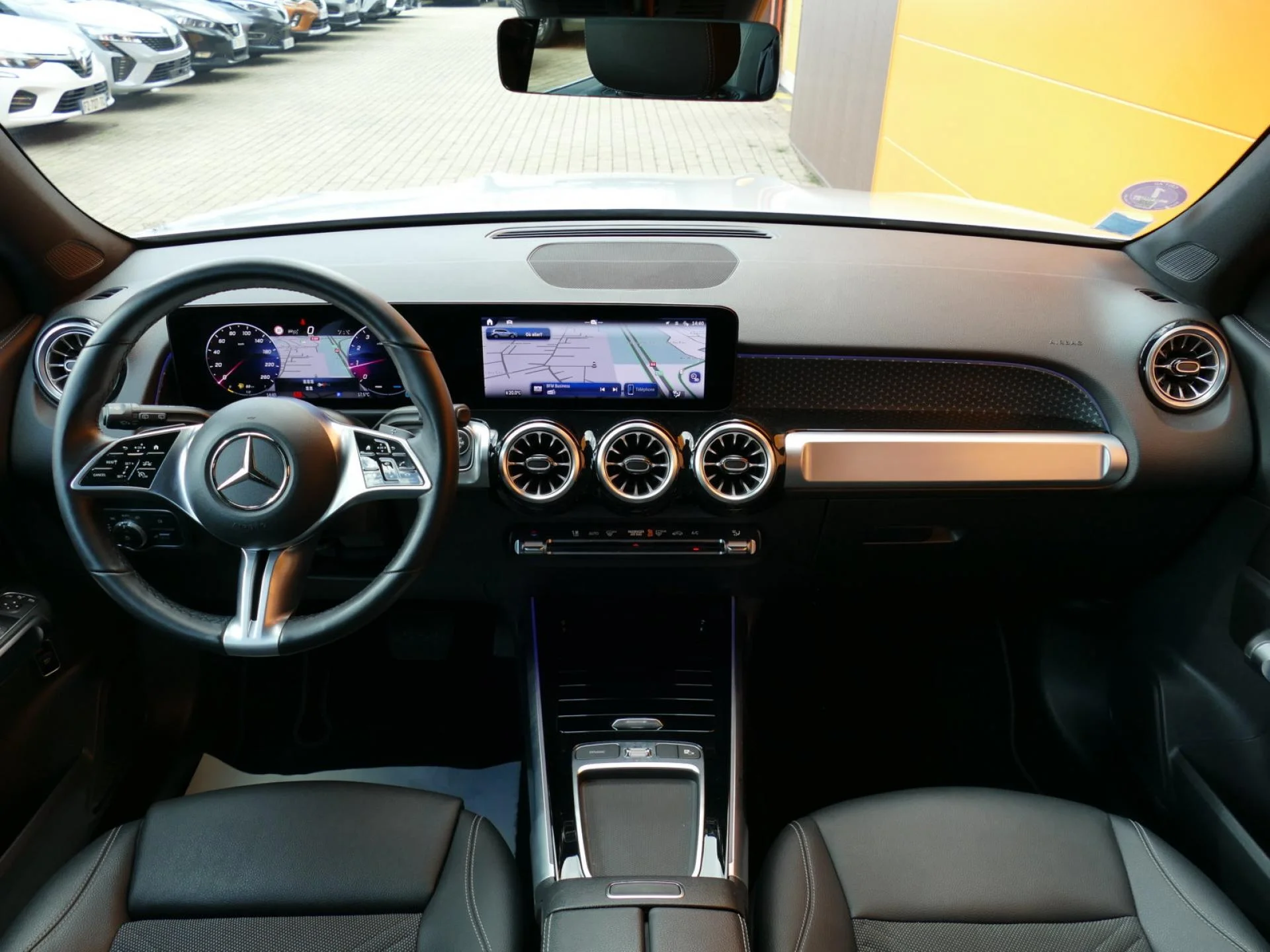 MERCEDES GLB - Miniature 5 sur 36 - Cliquer pour voir cette photo