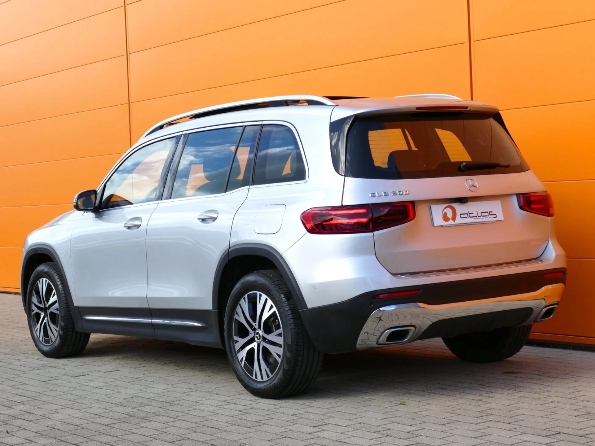 MERCEDES GLB - Miniature 4 sur 36 - Cliquer pour voir cette photo