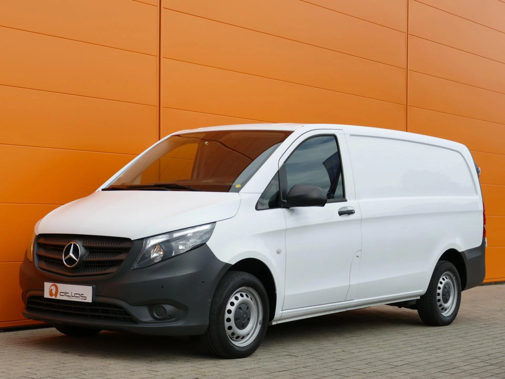 MERCEDES VITO - Miniature 30 sur 30 - Cliquer pour voir cette photo