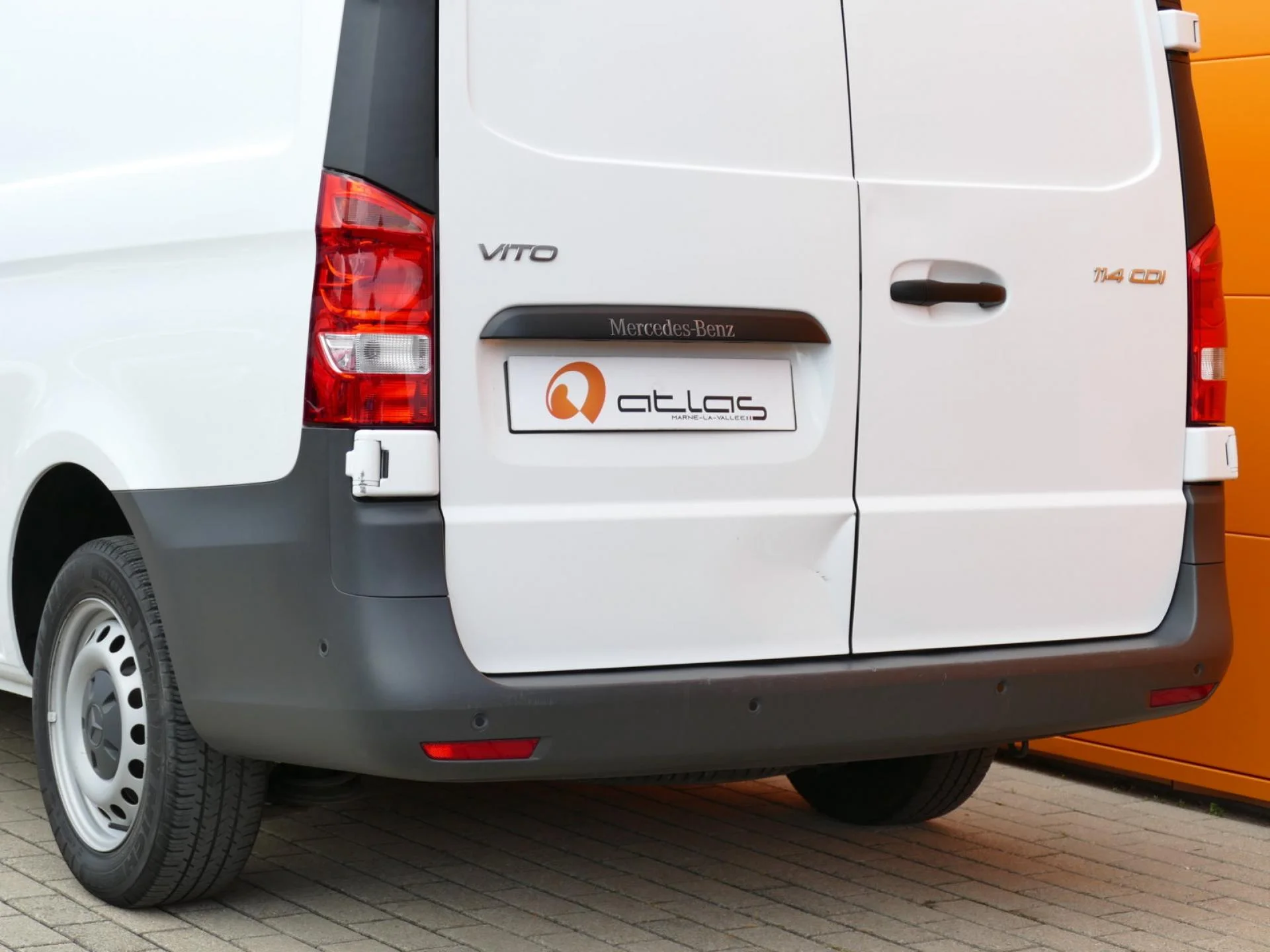 MERCEDES VITO - Miniature 26 sur 30 - Cliquer pour voir cette photo