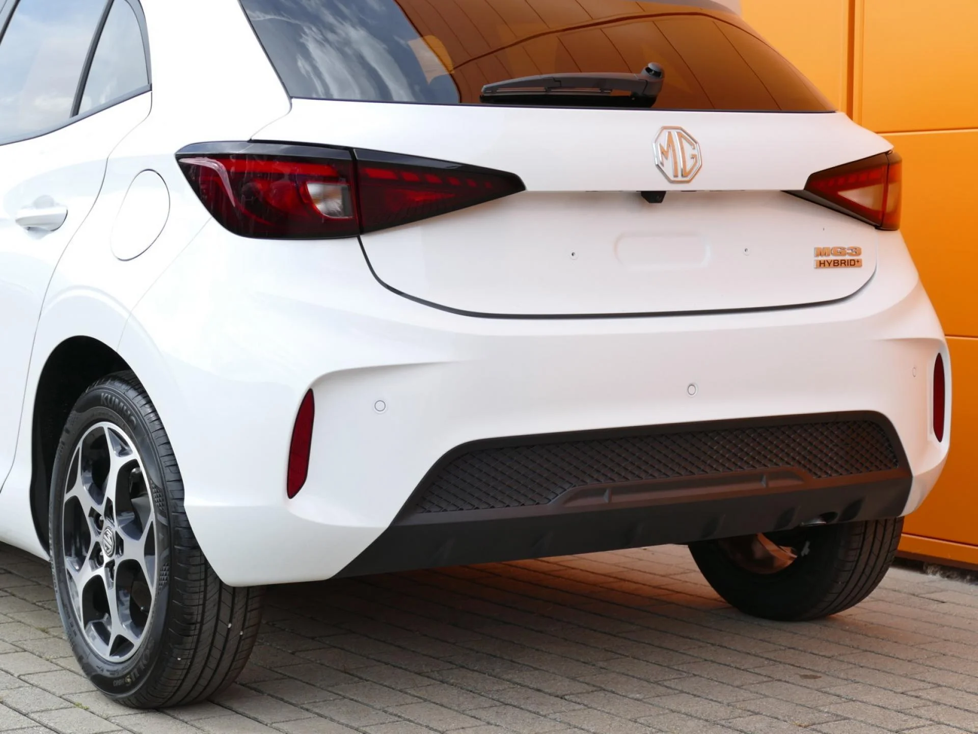 MG MOTOR MG3 - Miniature 32 sur 34 - Cliquer pour voir cette photo