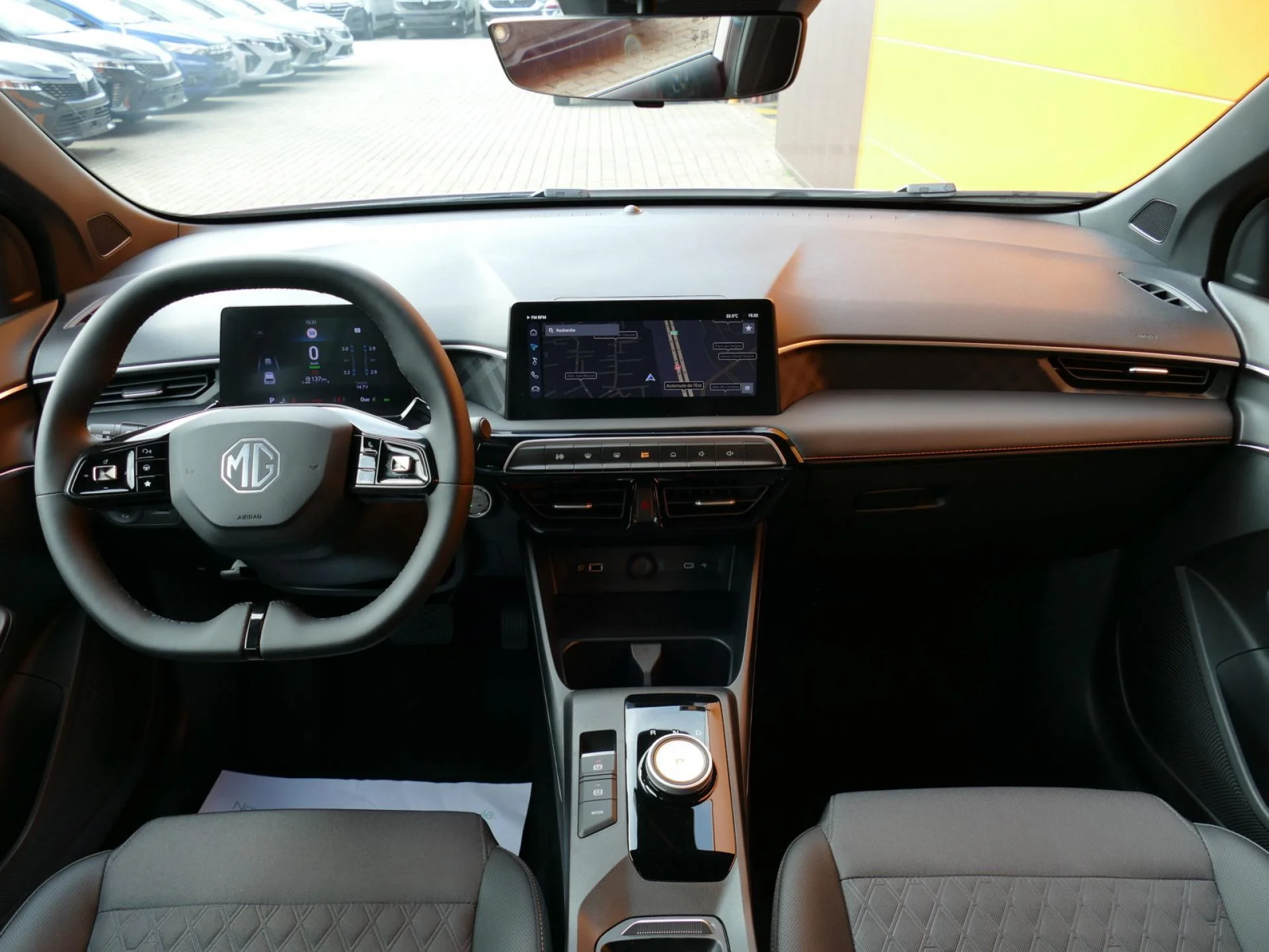 MG MOTOR MG3 - Miniature 5 sur 34 - Cliquer pour voir cette photo