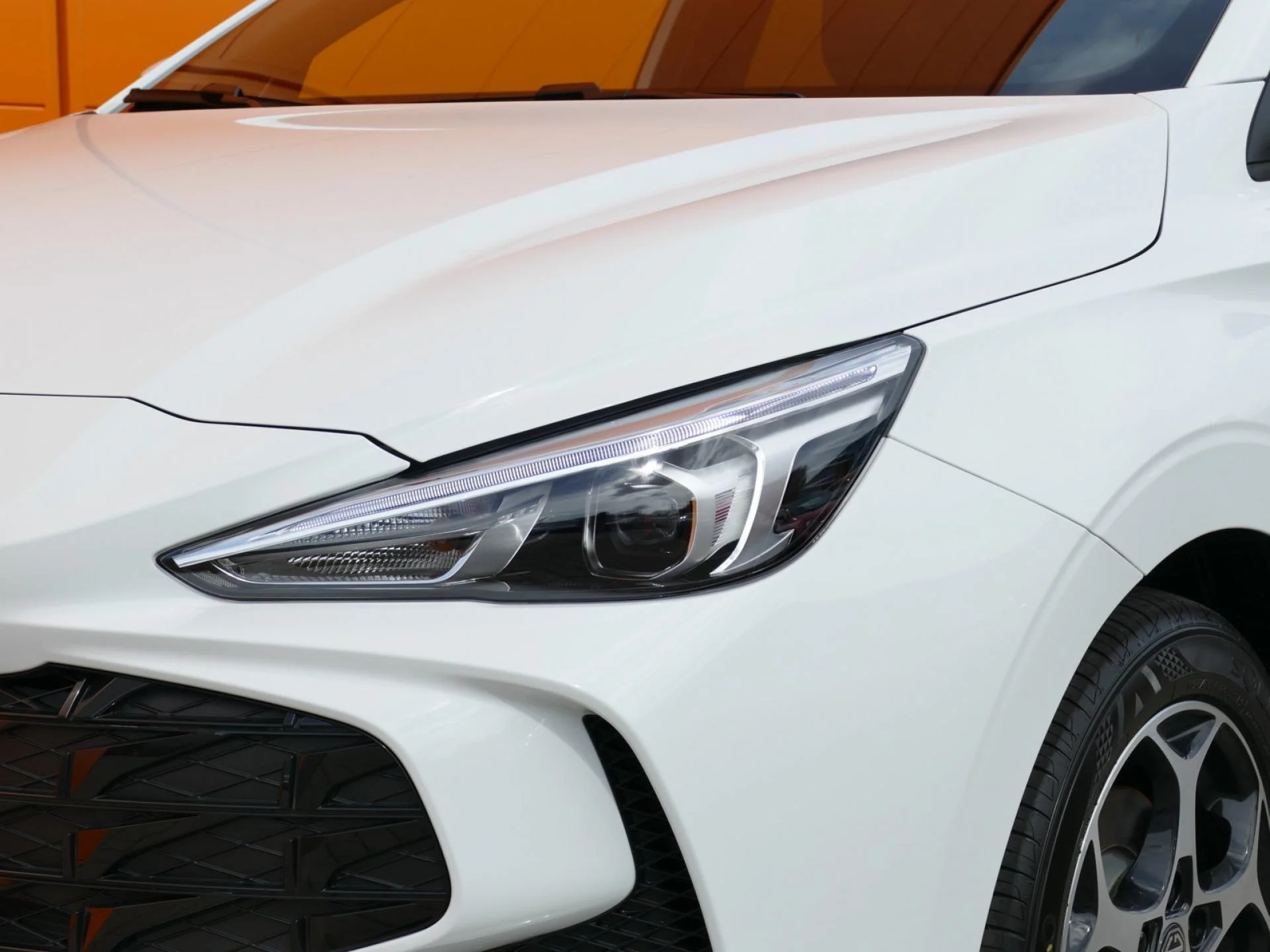 MG MOTOR MG3 - Miniature 31 sur 34 - Cliquer pour voir cette photo