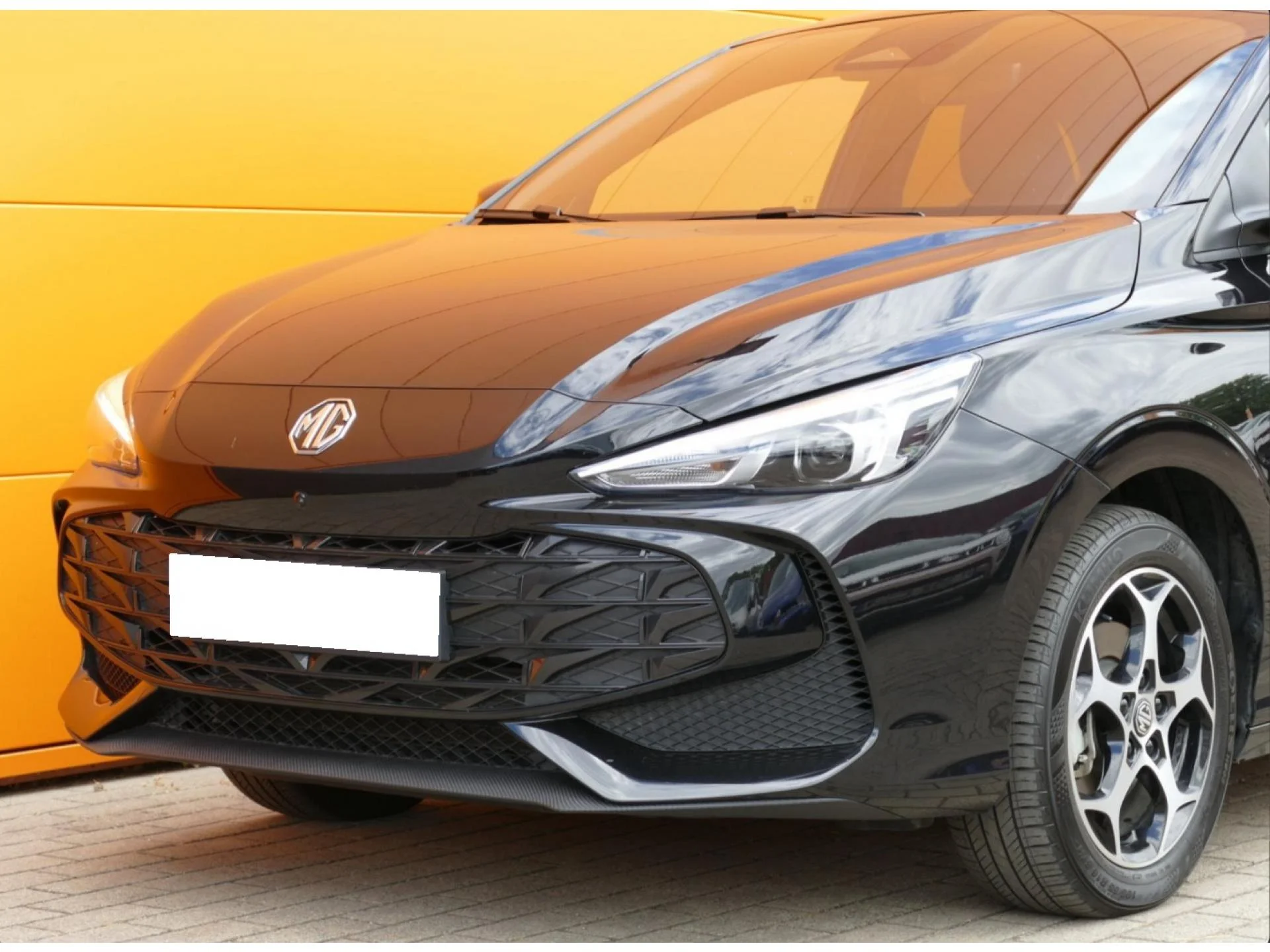 MG MOTOR MG3 - Miniature 27 sur 33 - Cliquer pour voir cette photo