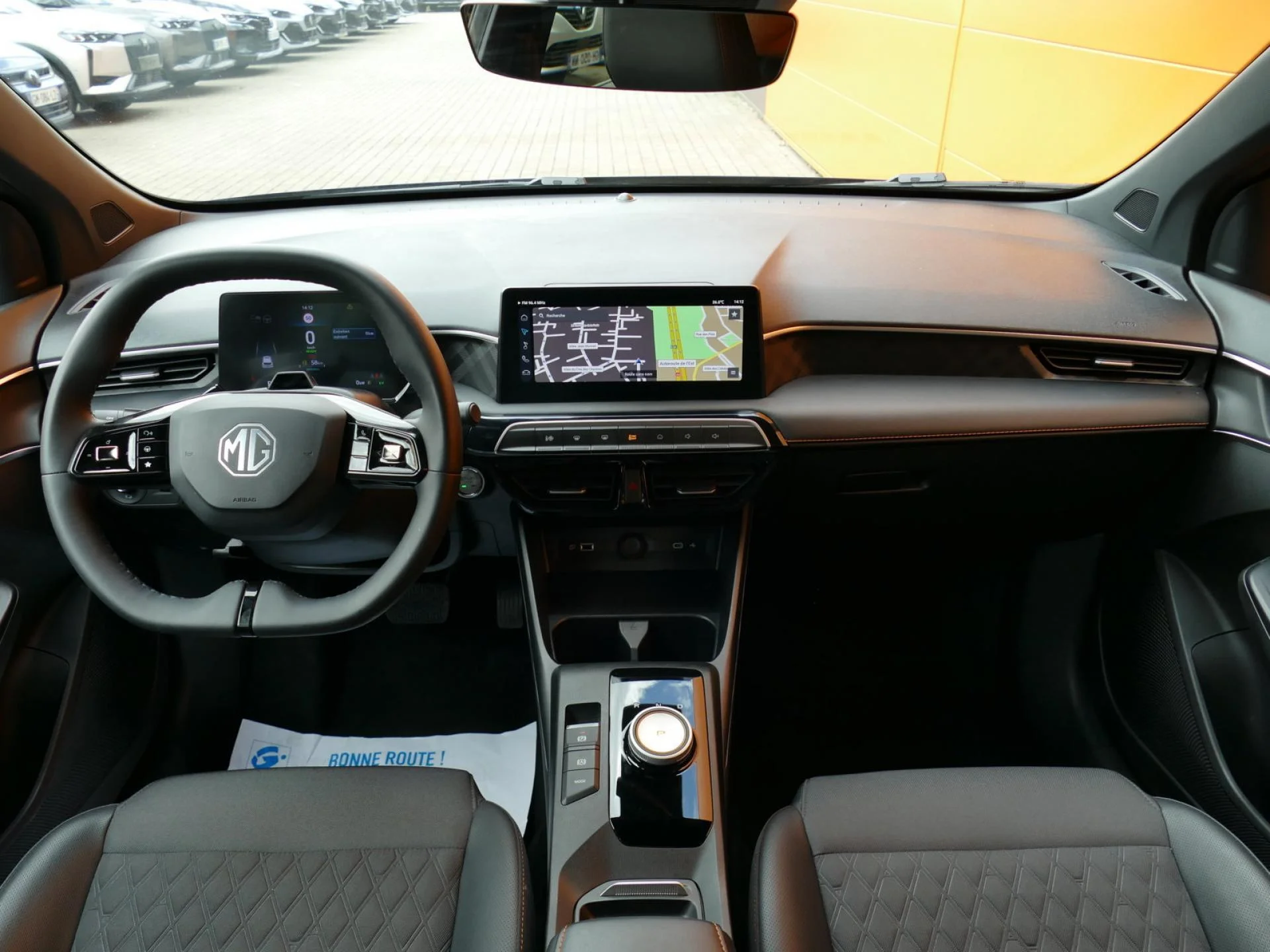 MG MOTOR MG3 - Miniature 4 sur 31 - Cliquer pour voir cette photo