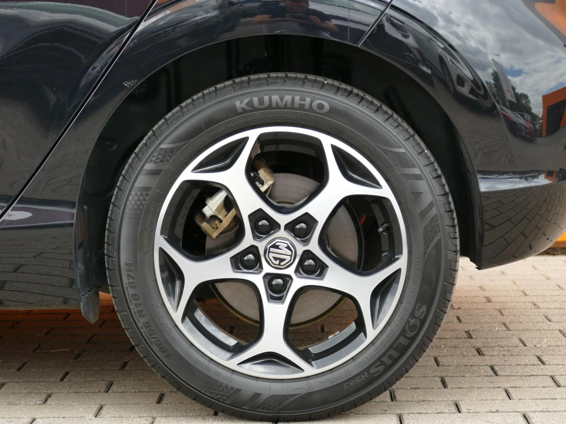 MG MOTOR MG3 - Miniature 31 sur 31 - Cliquer pour voir cette photo