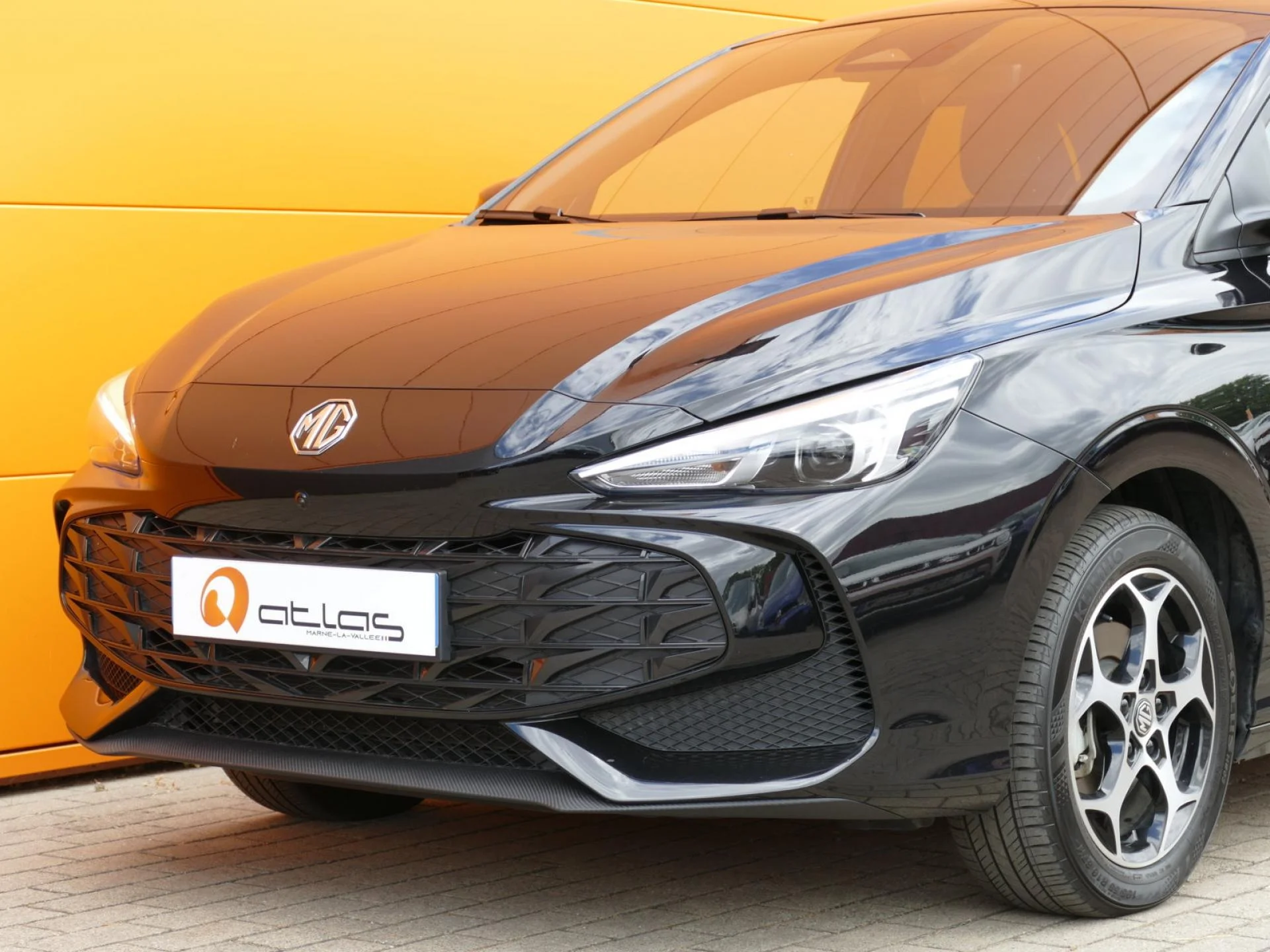 MG MOTOR MG3 - Miniature 25 sur 31 - Cliquer pour voir cette photo