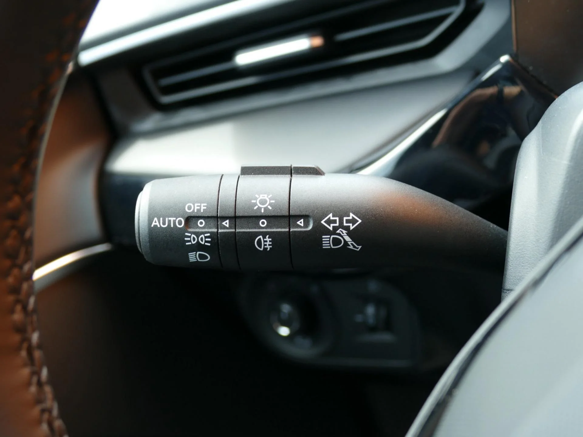 MG MOTOR MG3 - Miniature 24 sur 25 - Cliquer pour voir cette photo