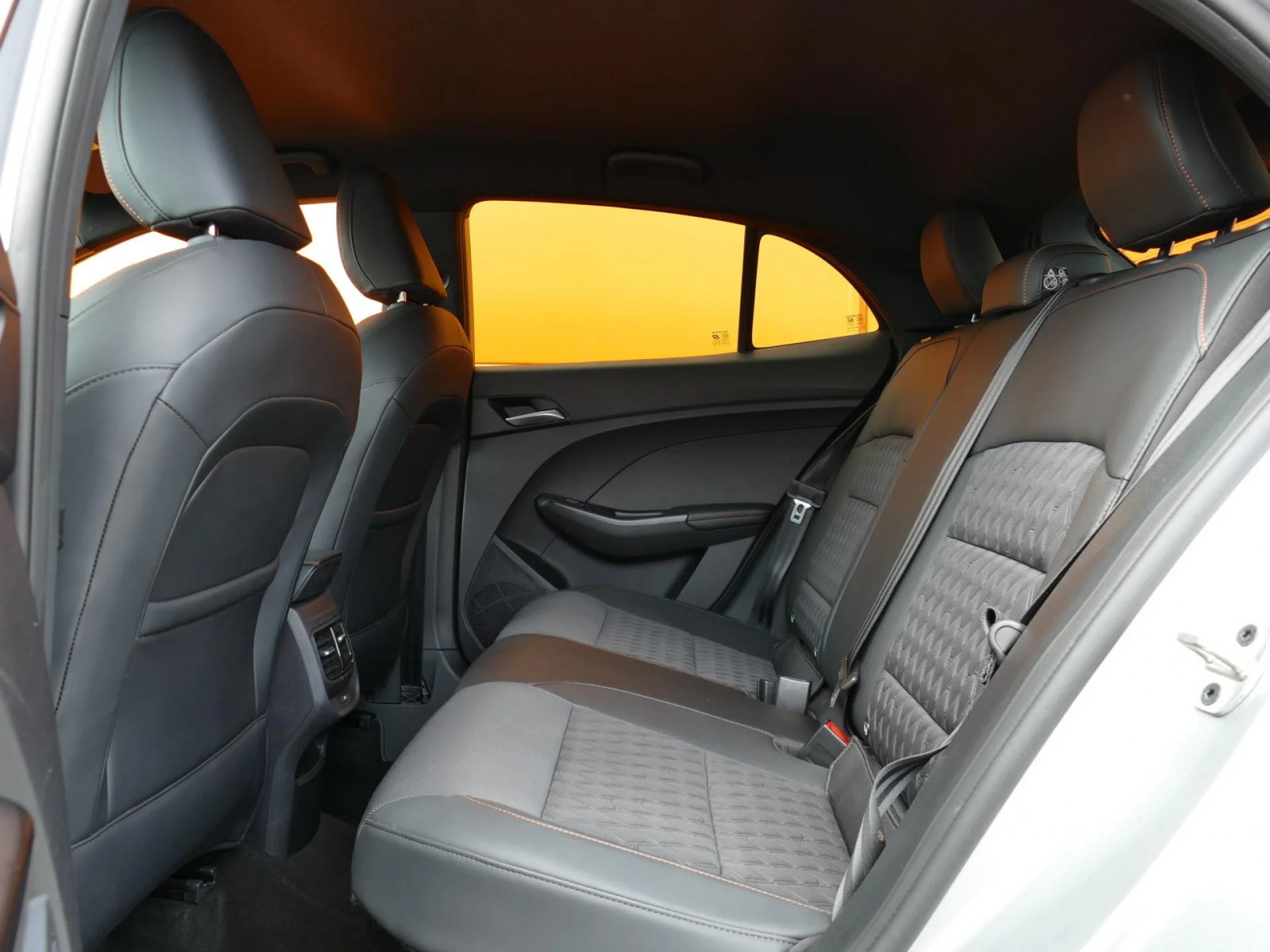 MG MOTOR MG3 - Miniature 5 sur 25 - Cliquer pour voir cette photo