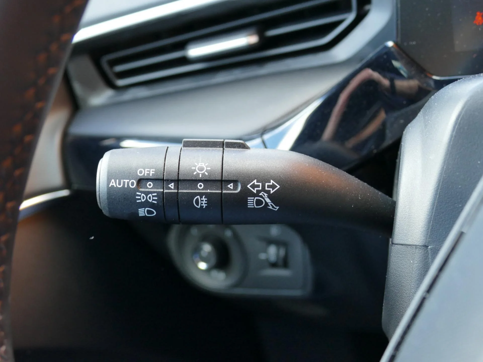 MG MOTOR MG3 - Miniature 26 sur 34 - Cliquer pour voir cette photo
