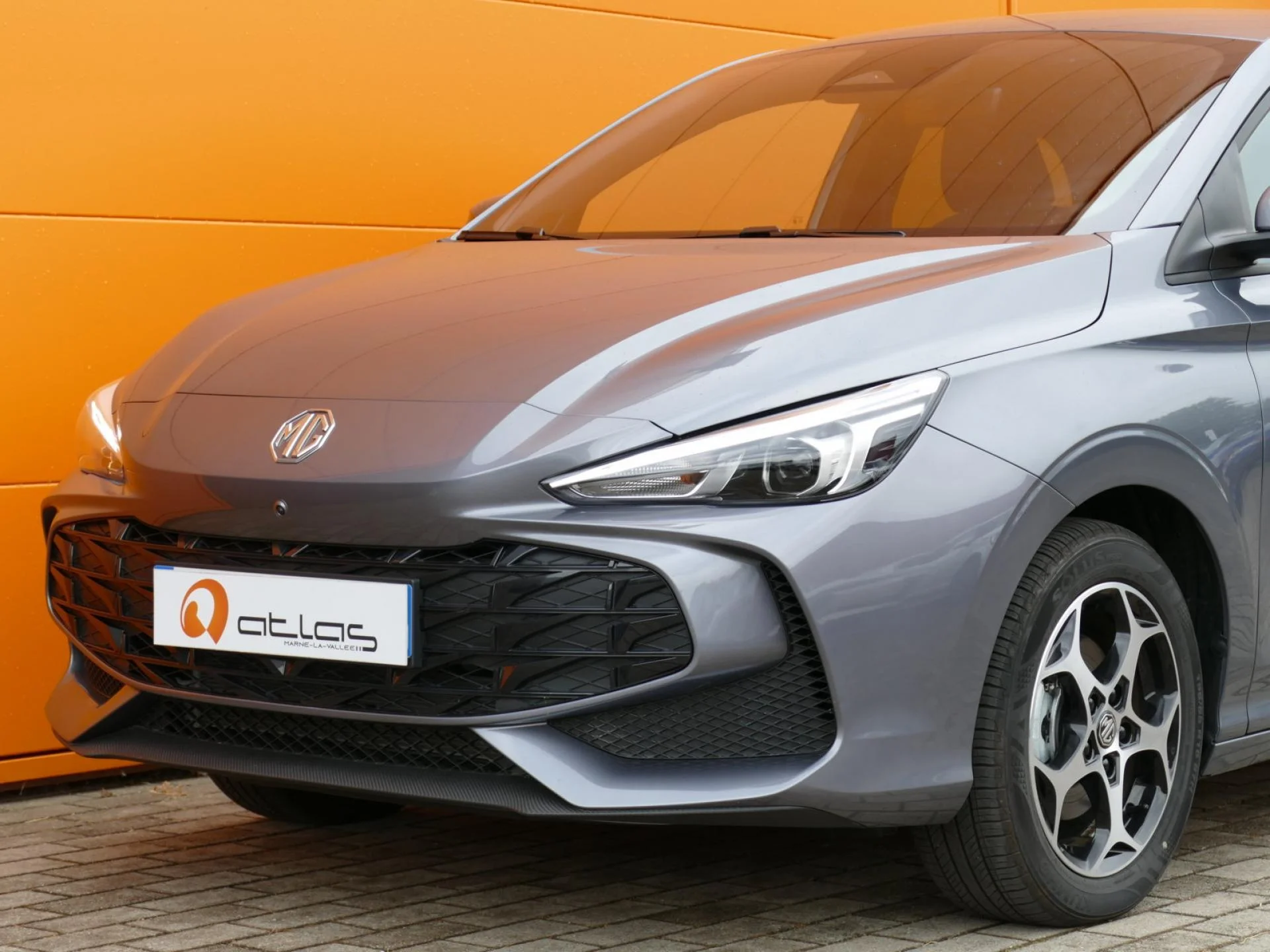 MG MOTOR MG3 - Miniature 28 sur 32 - Cliquer pour voir cette photo