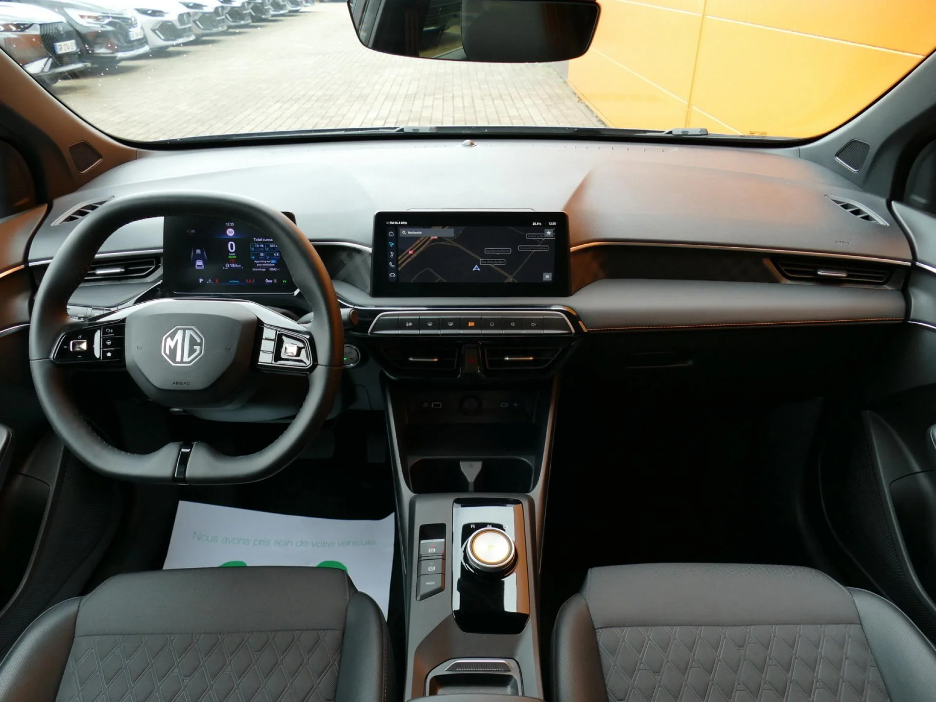 MG MOTOR MG3 - Miniature 5 sur 32 - Cliquer pour voir cette photo