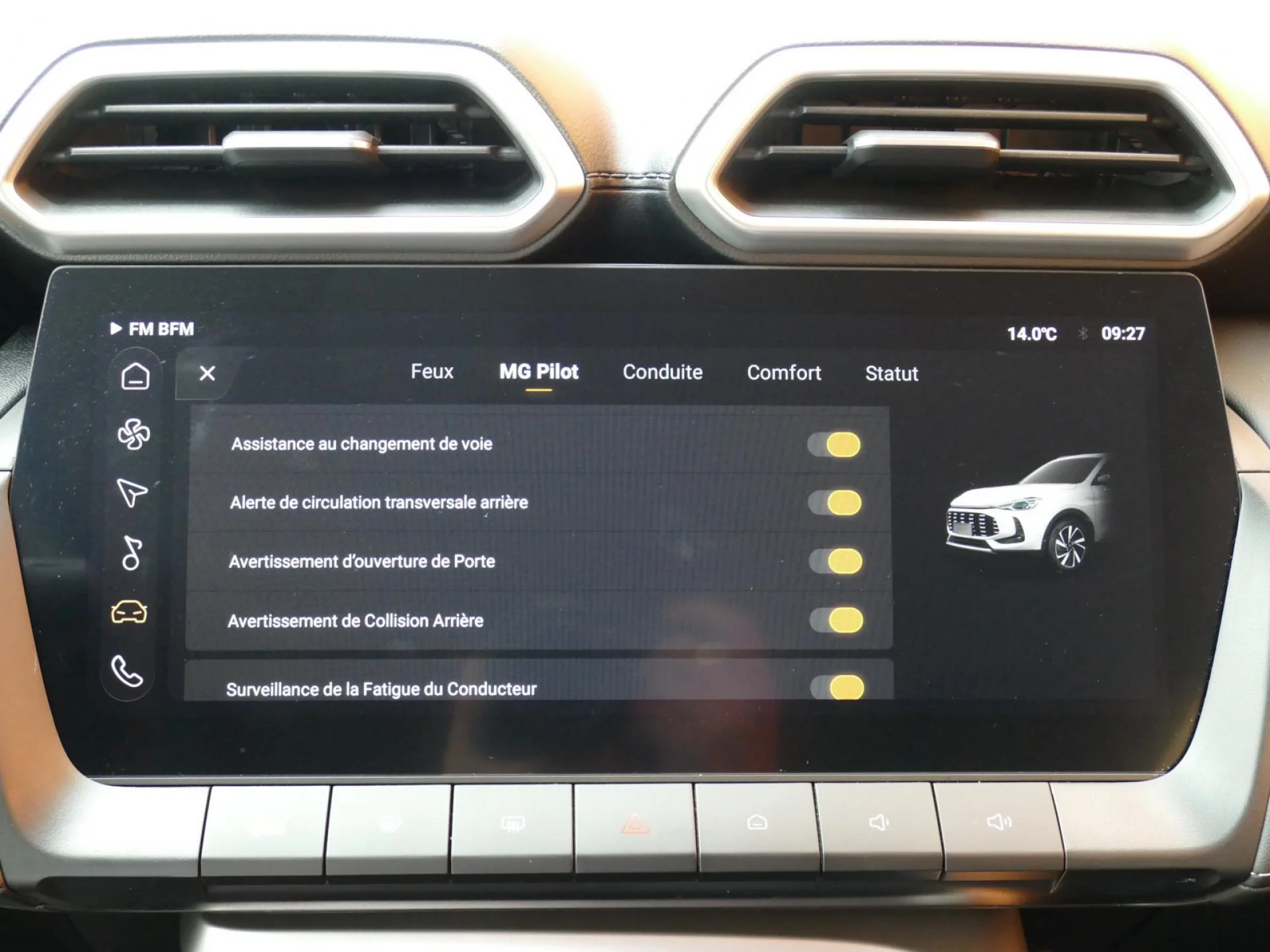 MG MOTOR ZS - Miniature 9 sur 31 - Cliquer pour voir cette photo