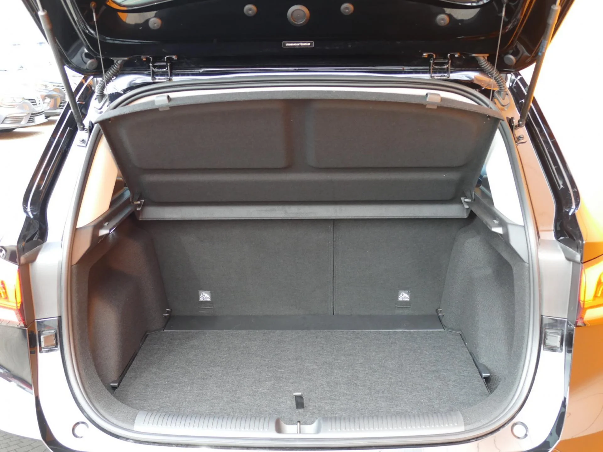 MG MOTOR ZS - Miniature 6 sur 31 - Cliquer pour voir cette photo