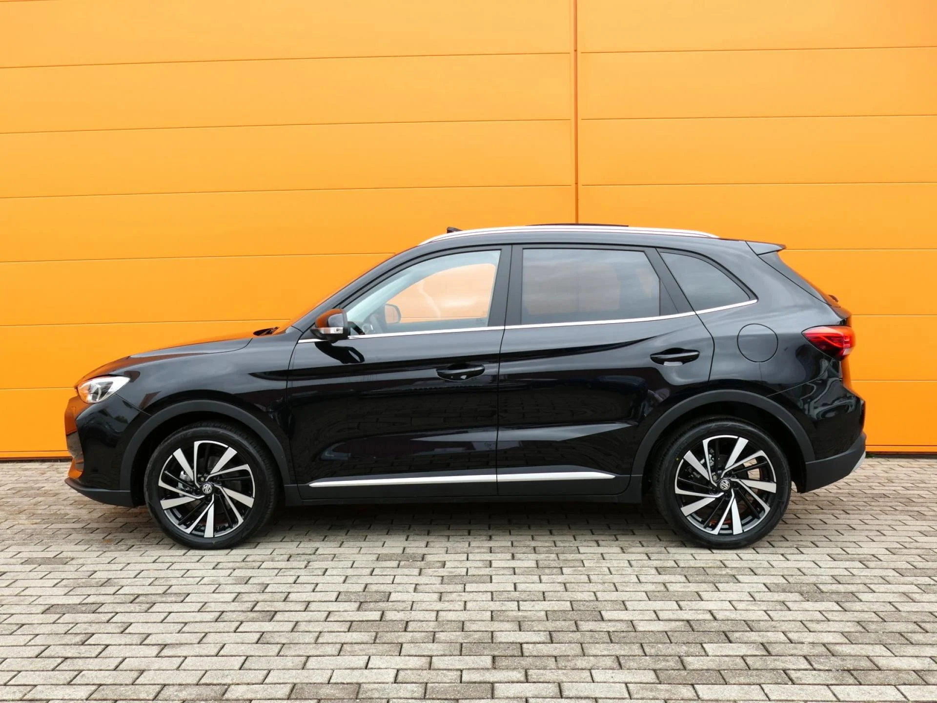 MG MOTOR ZS - Miniature 4 sur 35 - Cliquer pour voir cette photo