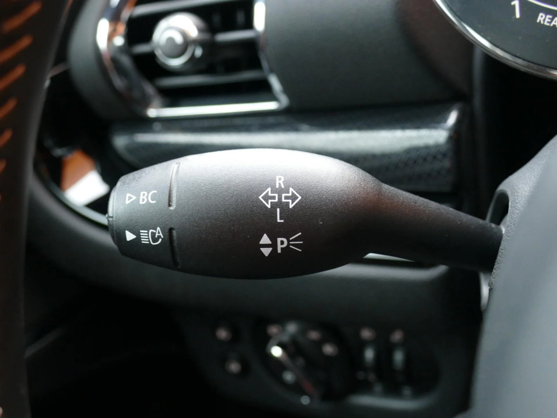 MINI CLUBMAN - Miniature 29 sur 39 - Cliquer pour voir cette photo