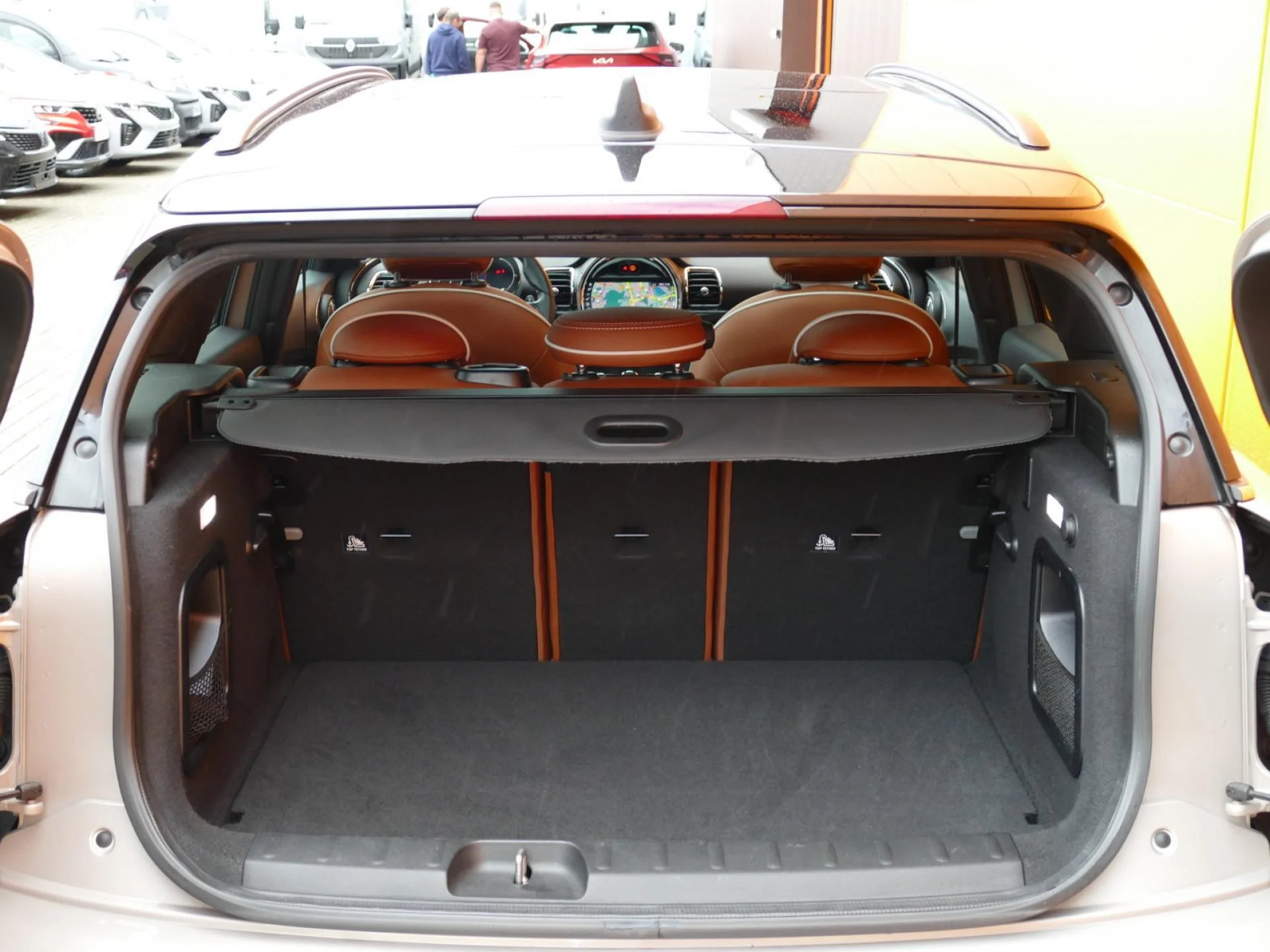 MINI CLUBMAN - Miniature 8 sur 39 - Cliquer pour voir cette photo