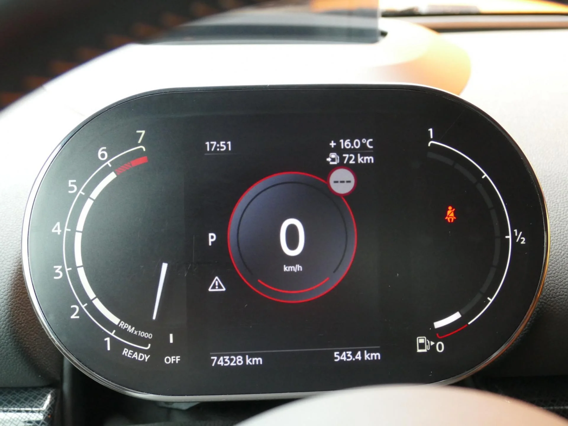 MINI CLUBMAN - Miniature 17 sur 39 - Cliquer pour voir cette photo