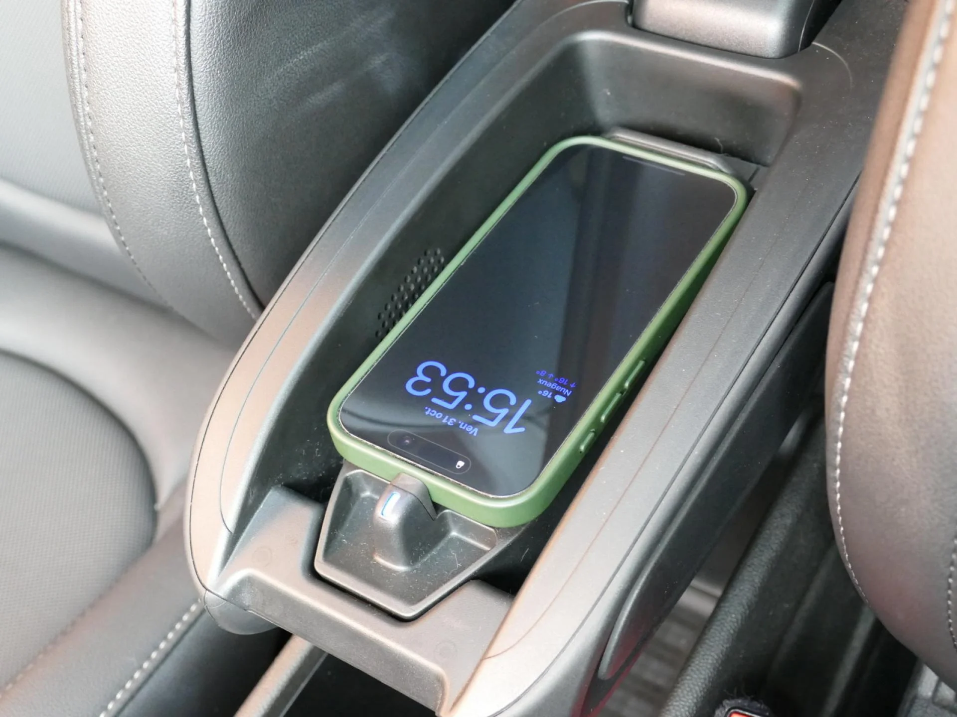 MINI COUNTRYMAN - Miniature 23 sur 36 - Cliquer pour voir cette photo