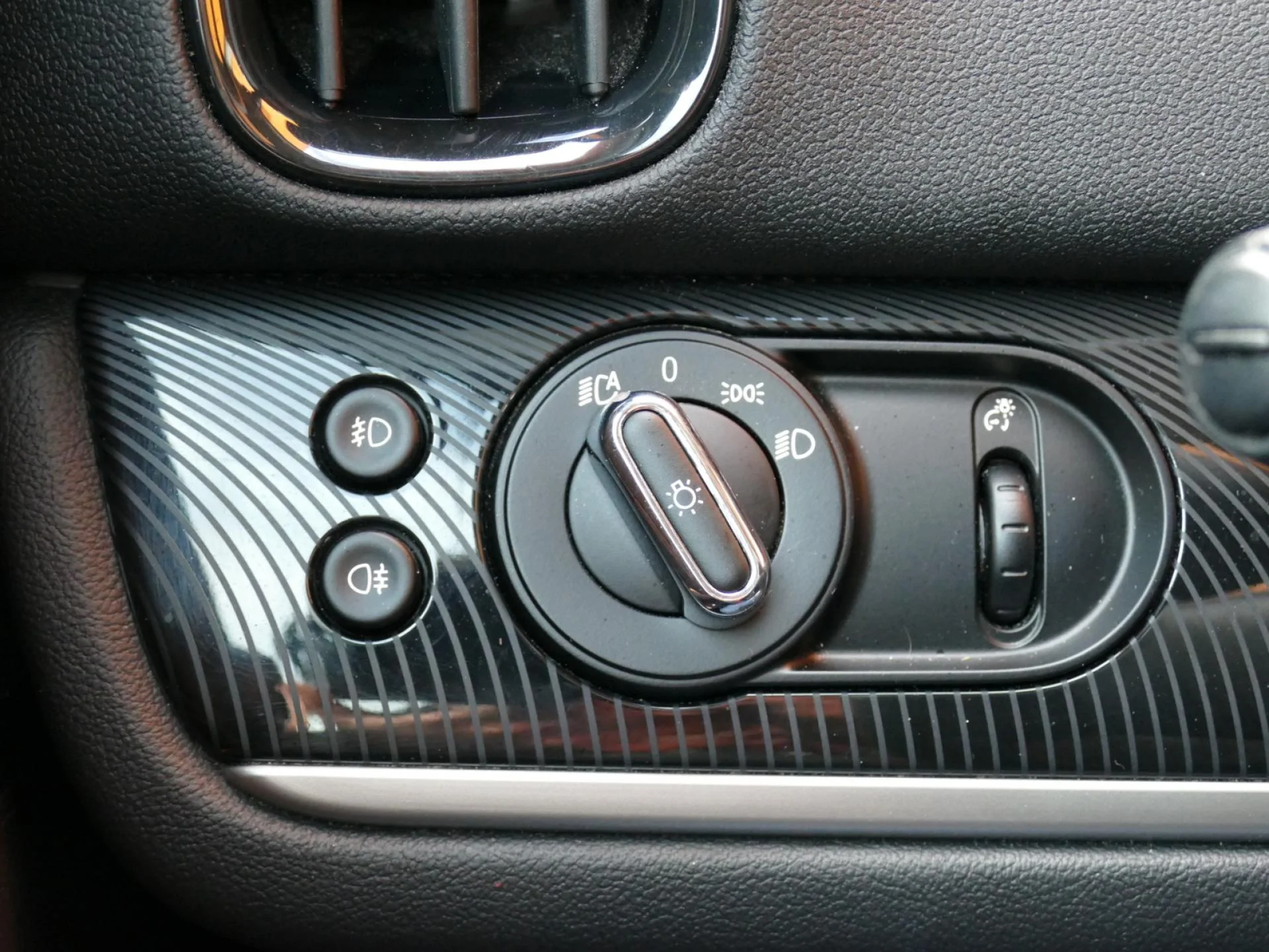 MINI COUNTRYMAN - Miniature 22 sur 36 - Cliquer pour voir cette photo