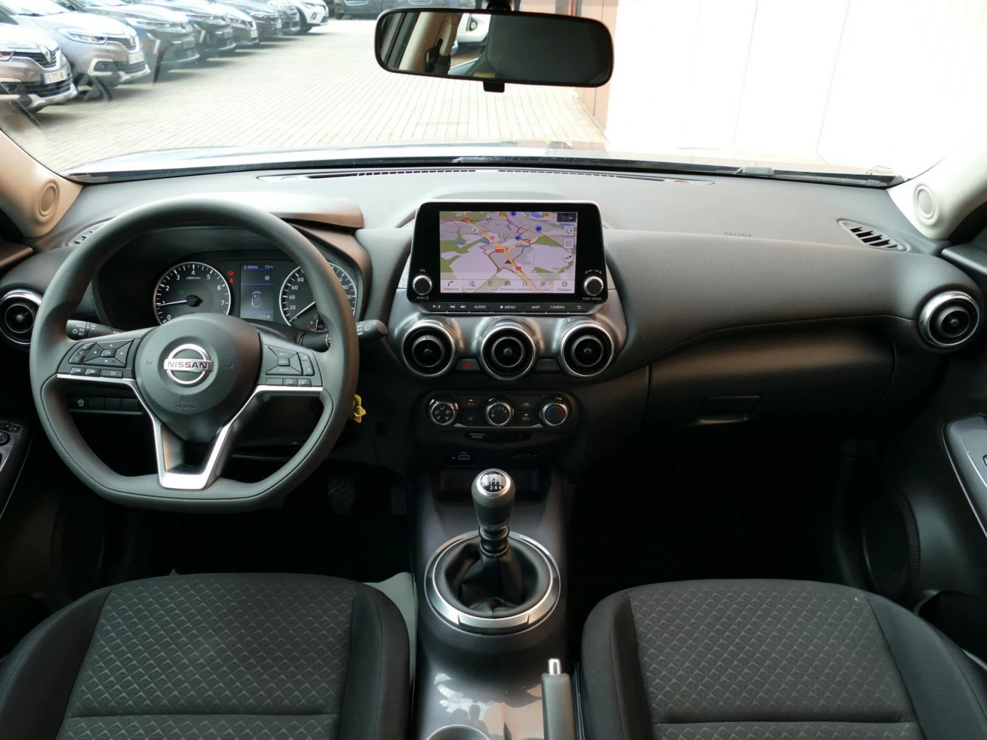 NISSAN JUKE - Miniature 5 sur 32 - Cliquer pour voir cette photo