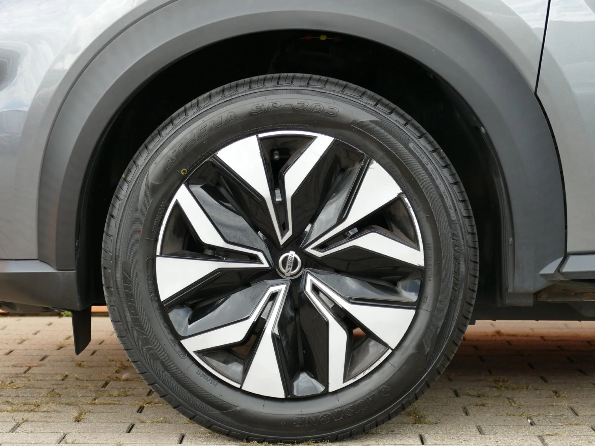 NISSAN JUKE - Miniature 28 sur 32 - Cliquer pour voir cette photo