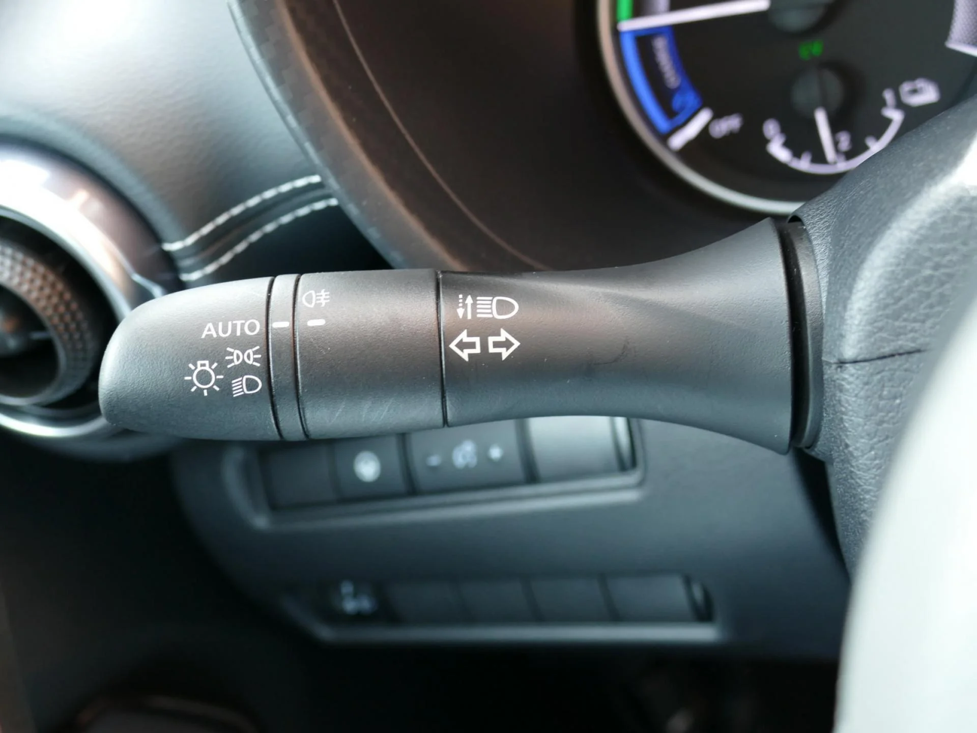NISSAN JUKE - Miniature 20 sur 24 - Cliquer pour voir cette photo