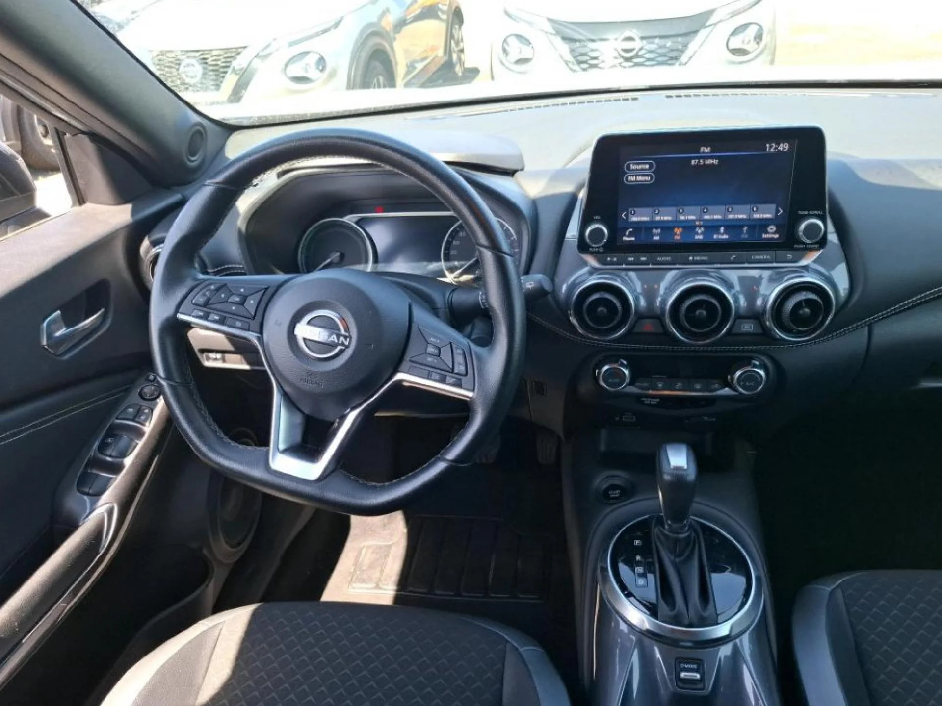 NISSAN JUKE - Miniature 4 sur 4 - Cliquer pour voir cette photo