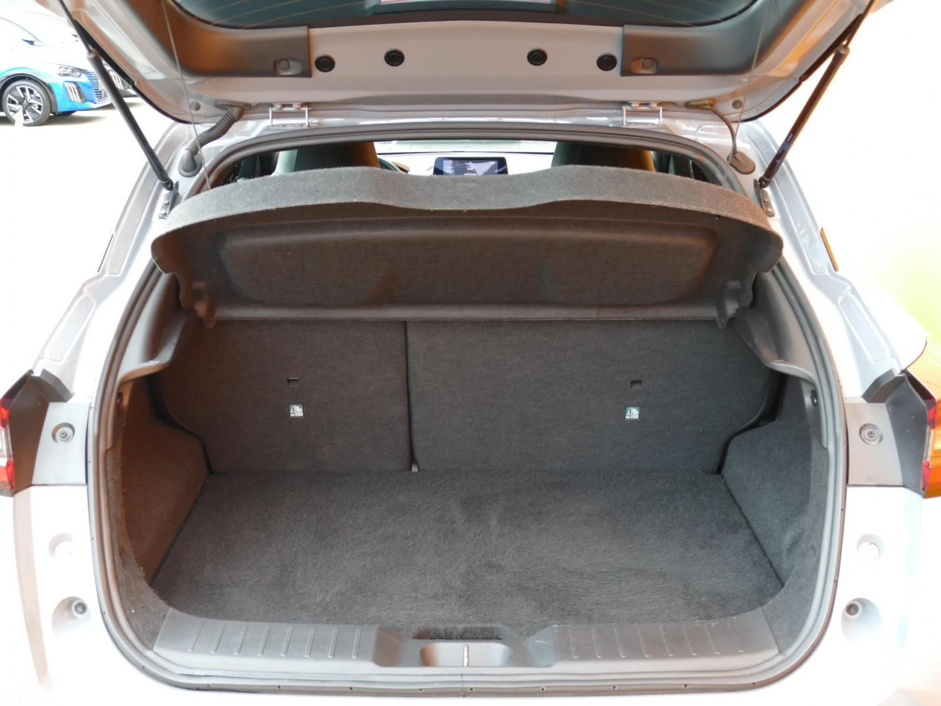NISSAN JUKE - Miniature 9 sur 32 - Cliquer pour voir cette photo