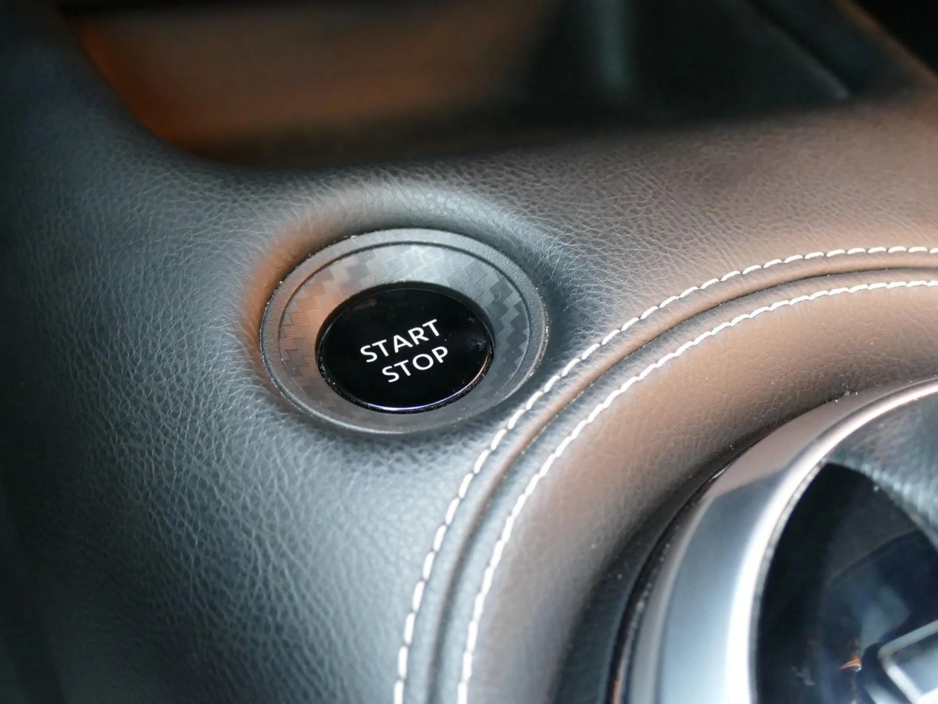 NISSAN JUKE - Miniature 22 sur 36 - Cliquer pour voir cette photo