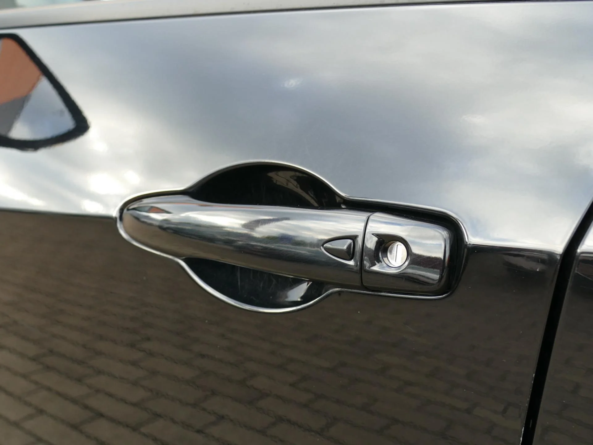 NISSAN MICRA - Miniature 26 sur 32 - Cliquer pour voir cette photo