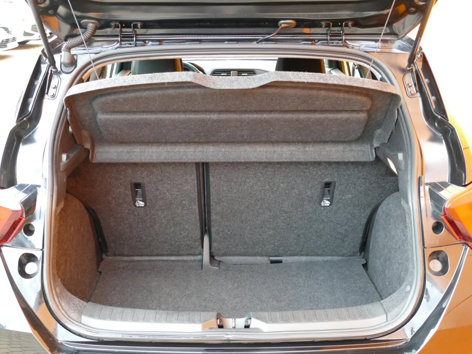 NISSAN MICRA - Miniature 8 sur 32 - Cliquer pour voir cette photo