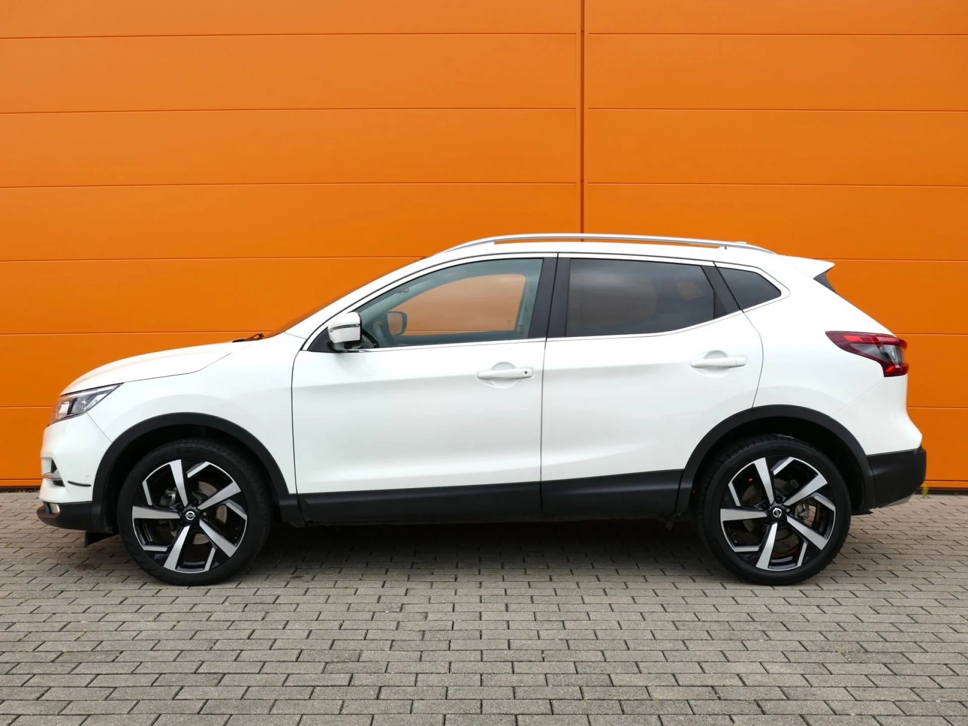 NISSAN QASHQAI - Miniature 3 sur 32 - Cliquer pour voir cette photo