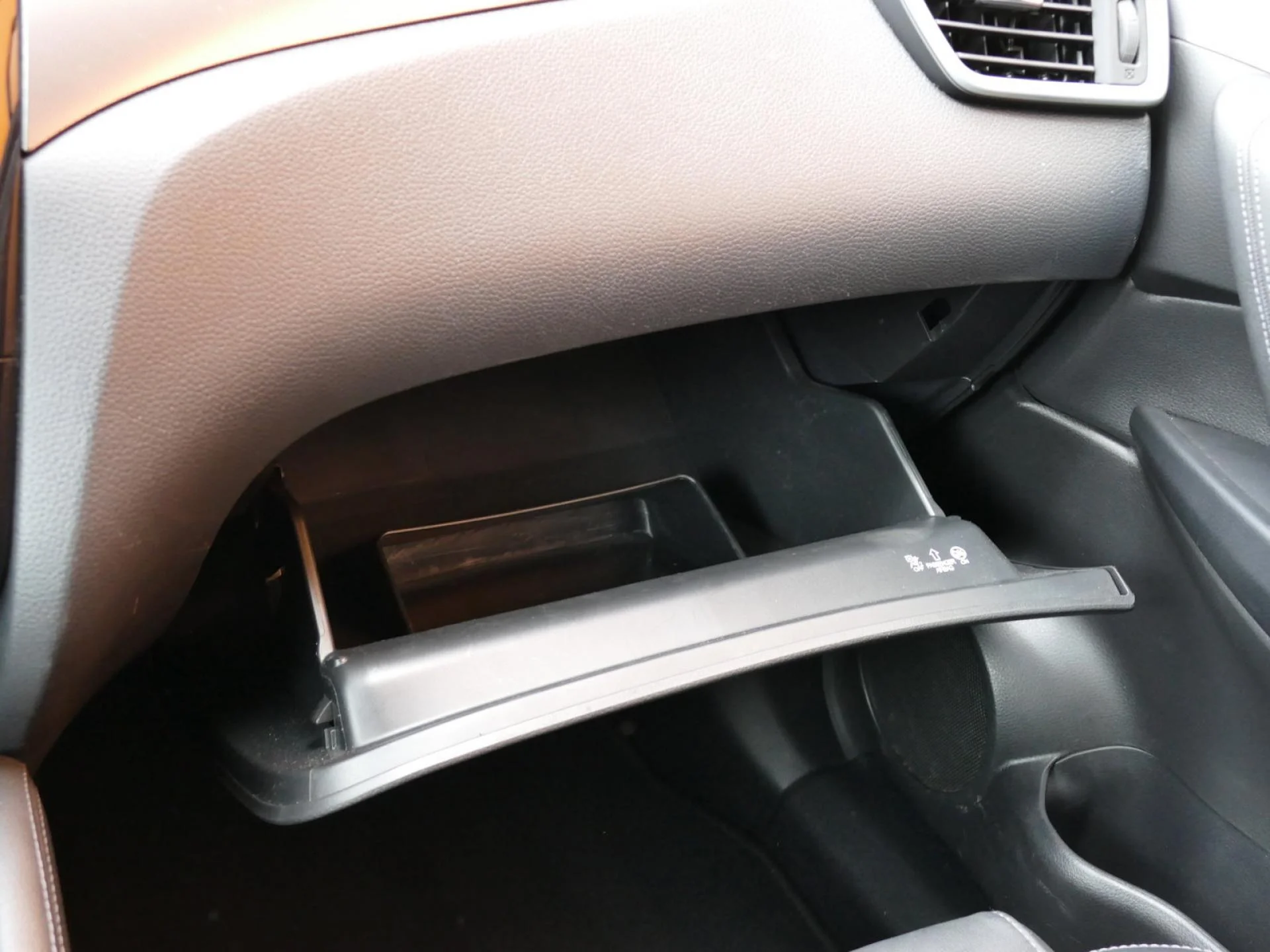NISSAN QASHQAI - Miniature 22 sur 32 - Cliquer pour voir cette photo