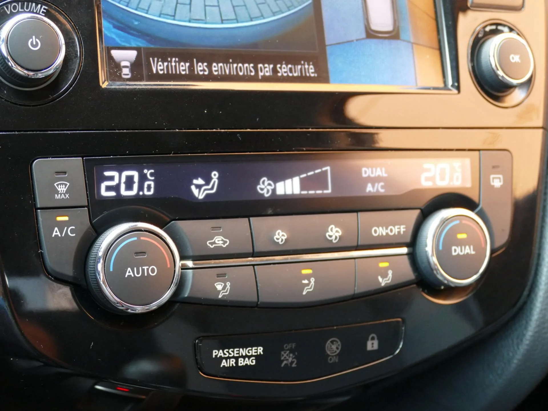 NISSAN QASHQAI - Miniature 10 sur 22 - Cliquer pour voir cette photo