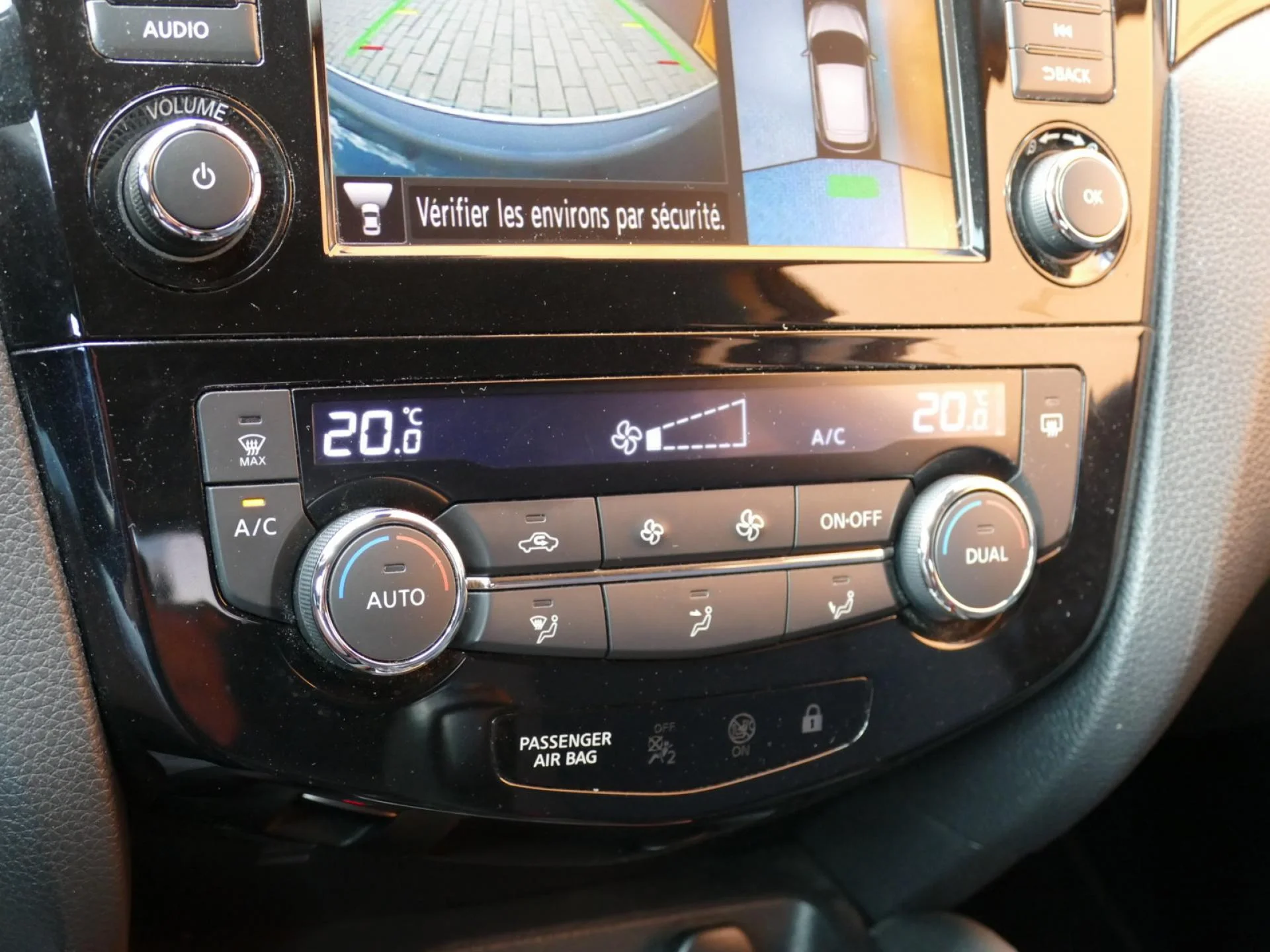 NISSAN QASHQAI - Miniature 12 sur 32 - Cliquer pour voir cette photo
