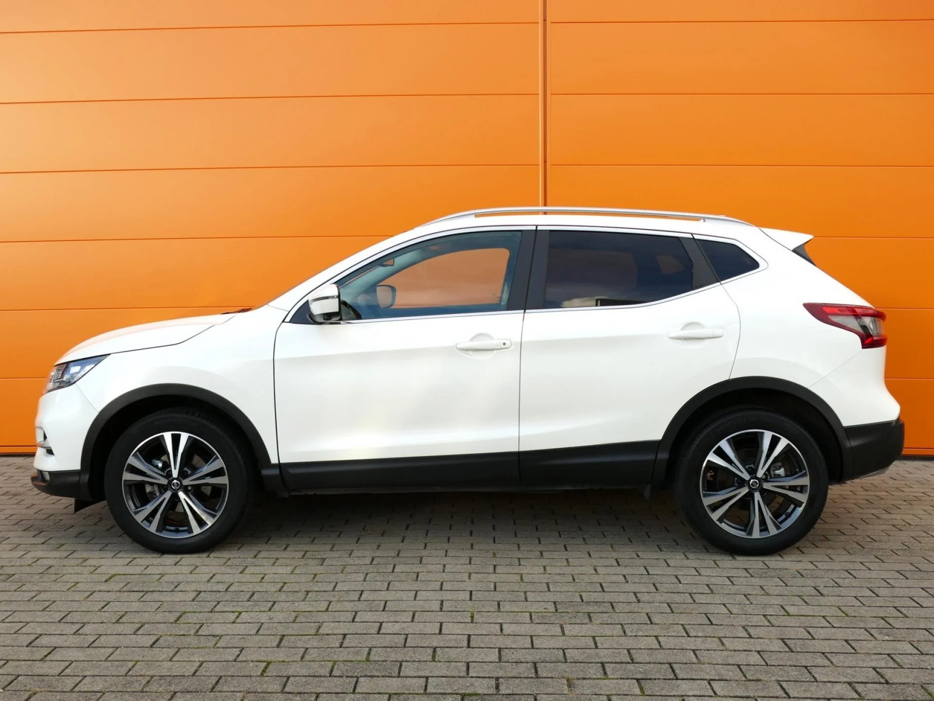 NISSAN QASHQAI - Miniature 3 sur 32 - Cliquer pour voir cette photo