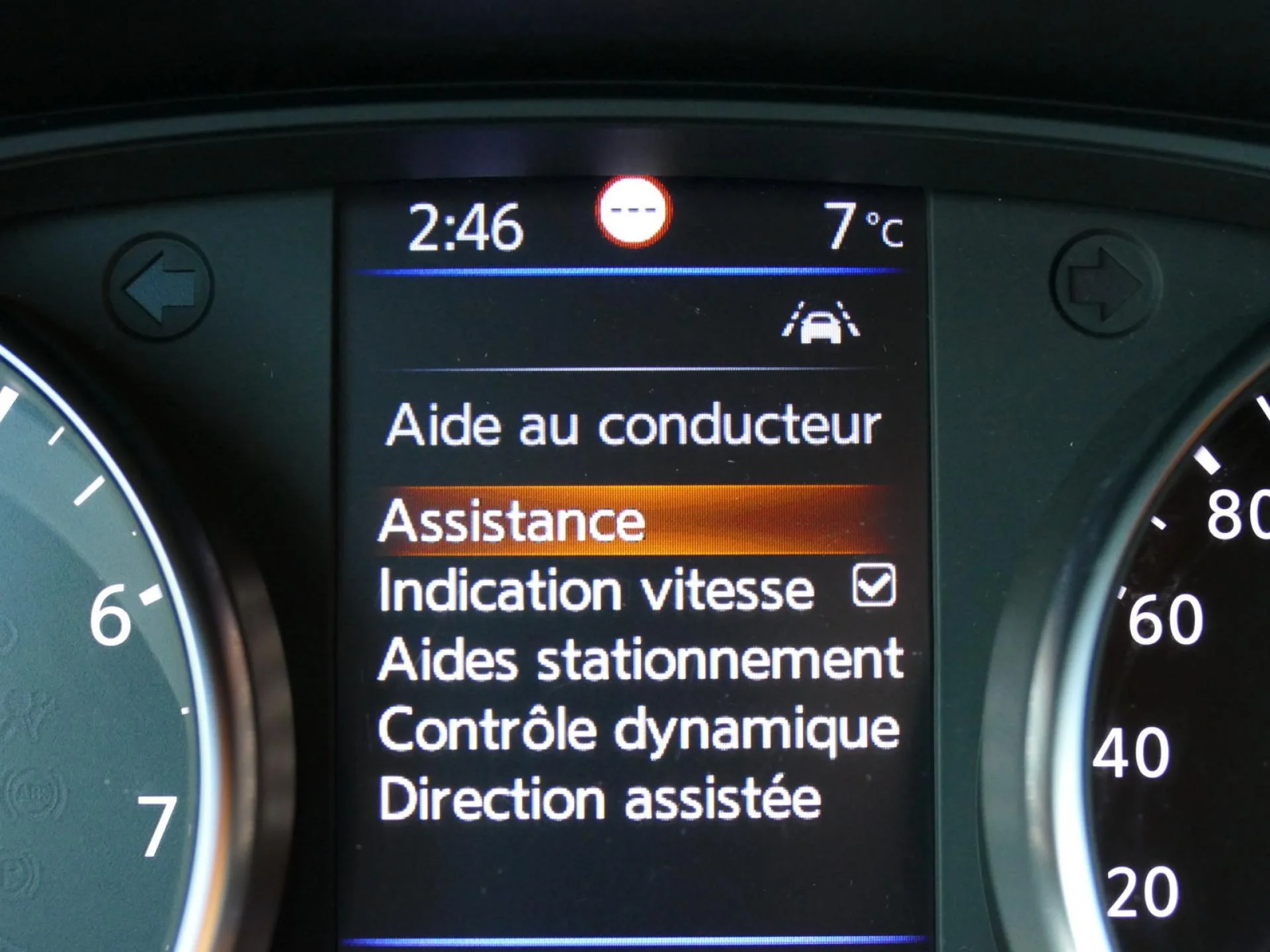 NISSAN QASHQAI - Miniature 15 sur 32 - Cliquer pour voir cette photo