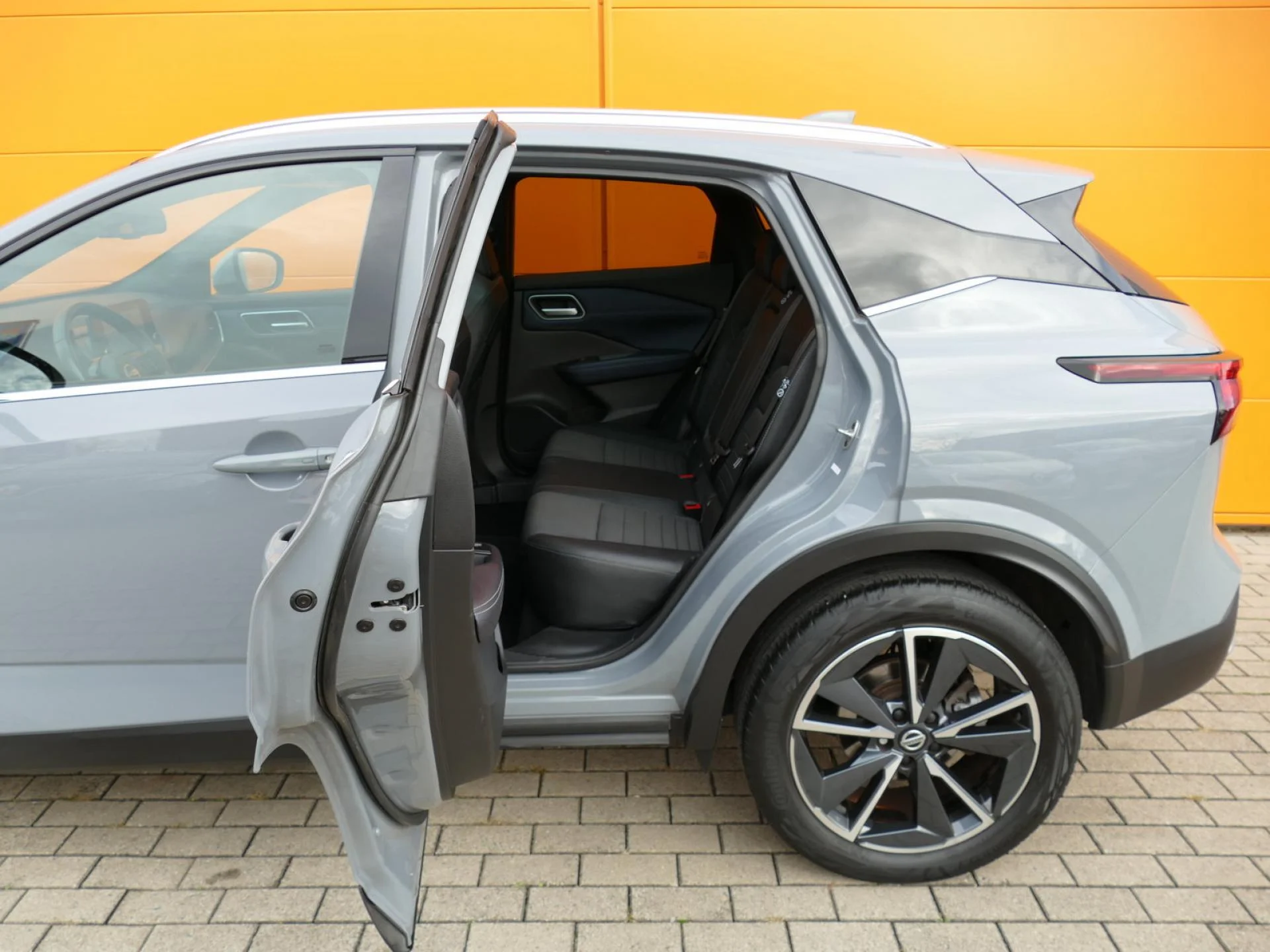 NISSAN QASHQAI - Miniature 31 sur 38 - Cliquer pour voir cette photo