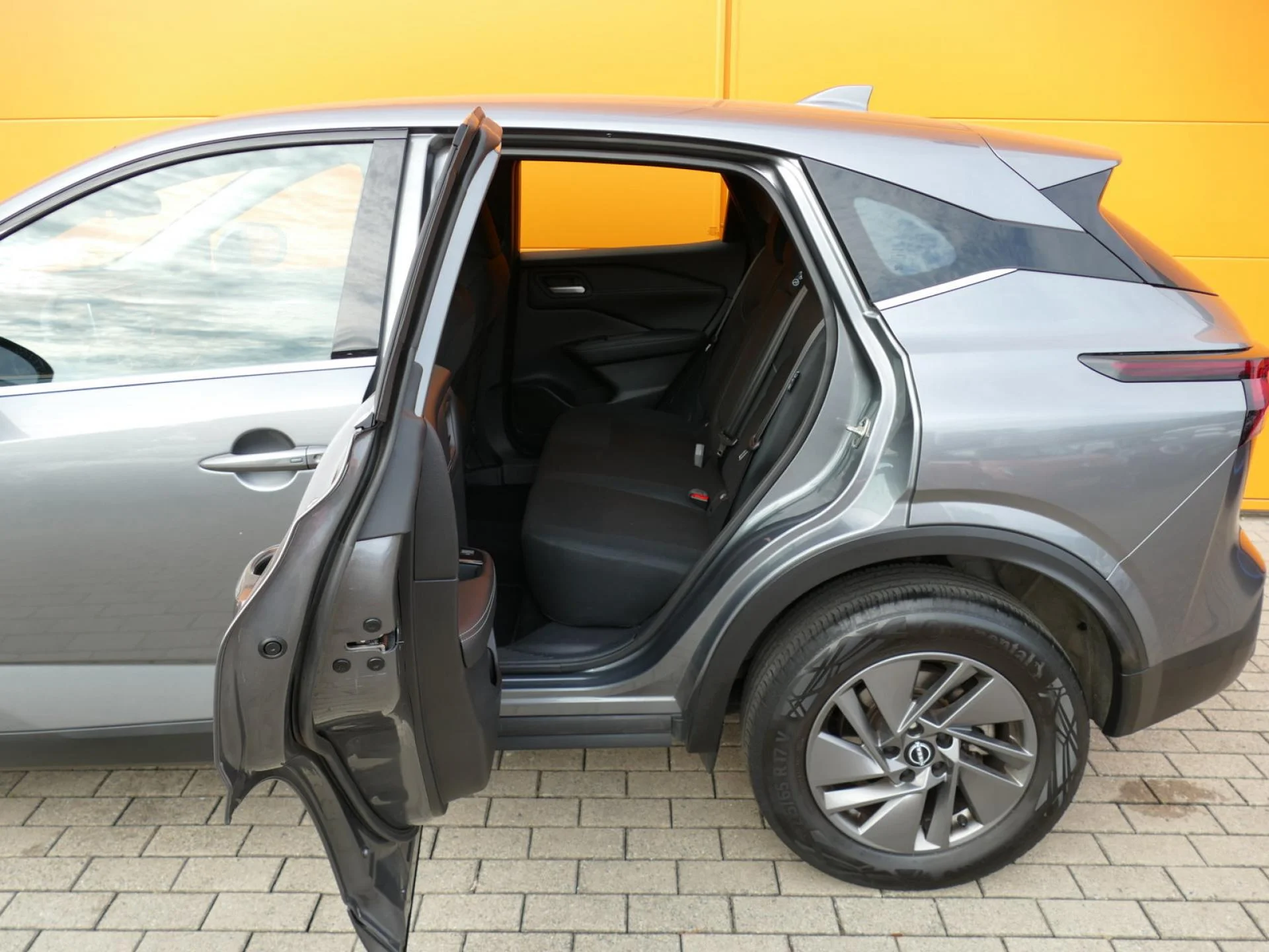 NISSAN QASHQAI - Miniature 18 sur 31 - Cliquer pour voir cette photo
