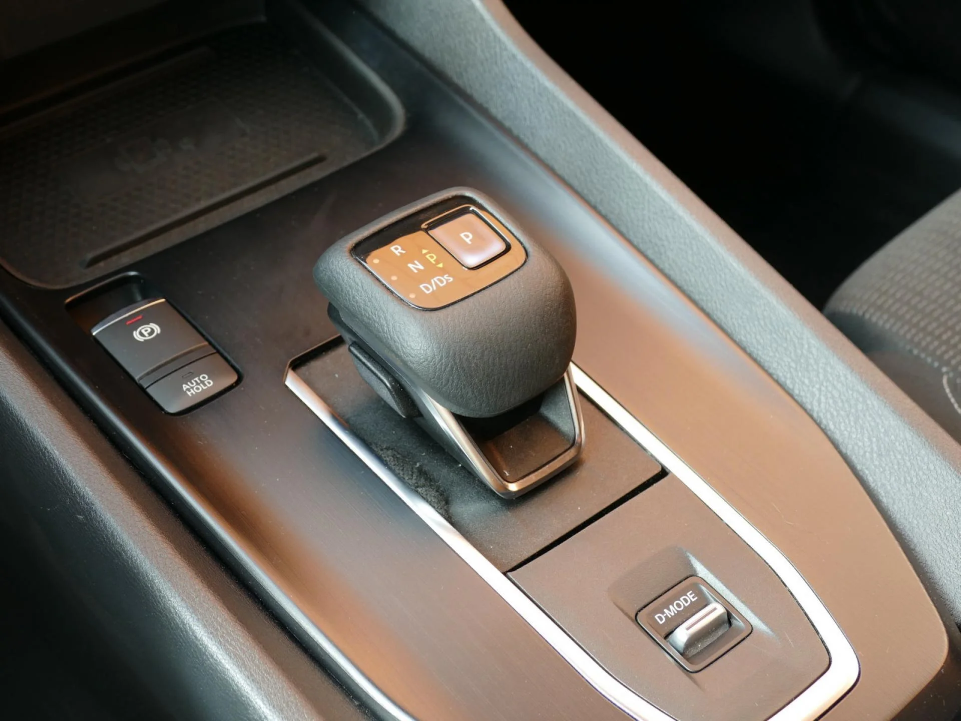 NISSAN QASHQAI - Miniature 15 sur 23 - Cliquer pour voir cette photo