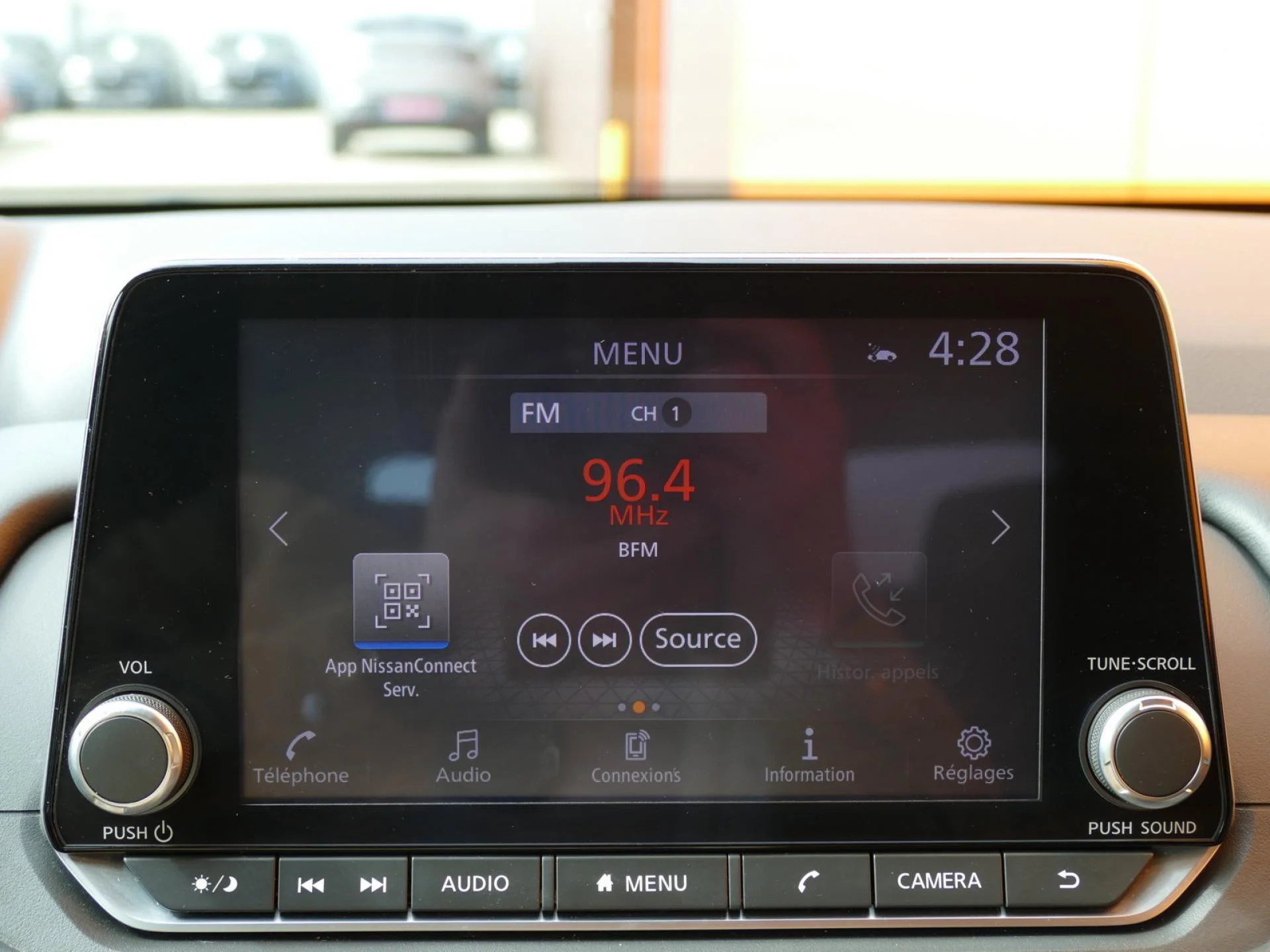 NISSAN QASHQAI - Miniature 11 sur 23 - Cliquer pour voir cette photo
