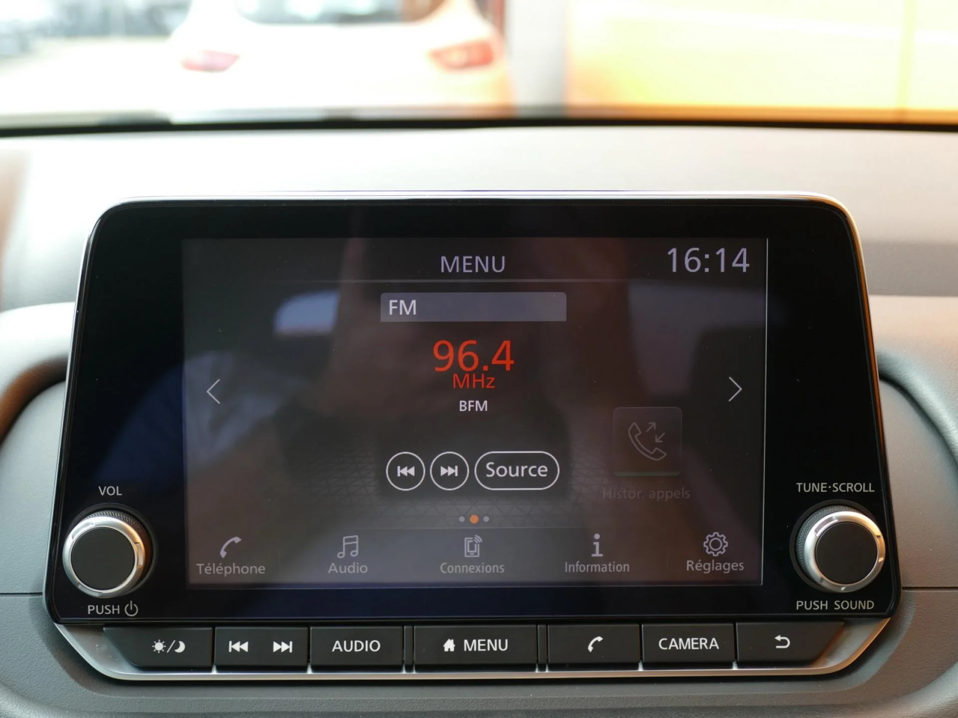 NISSAN QASHQAI - Miniature 9 sur 31 - Cliquer pour voir cette photo