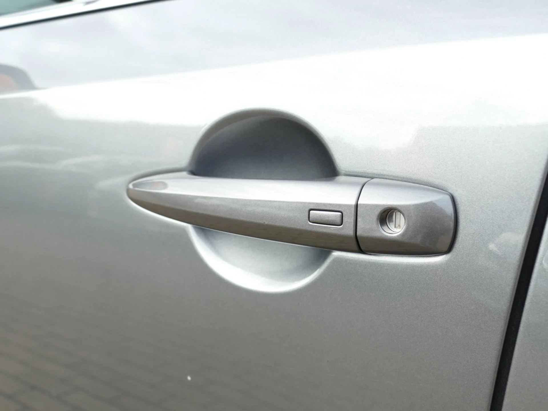 NISSAN QASHQAI - Miniature 23 sur 31 - Cliquer pour voir cette photo